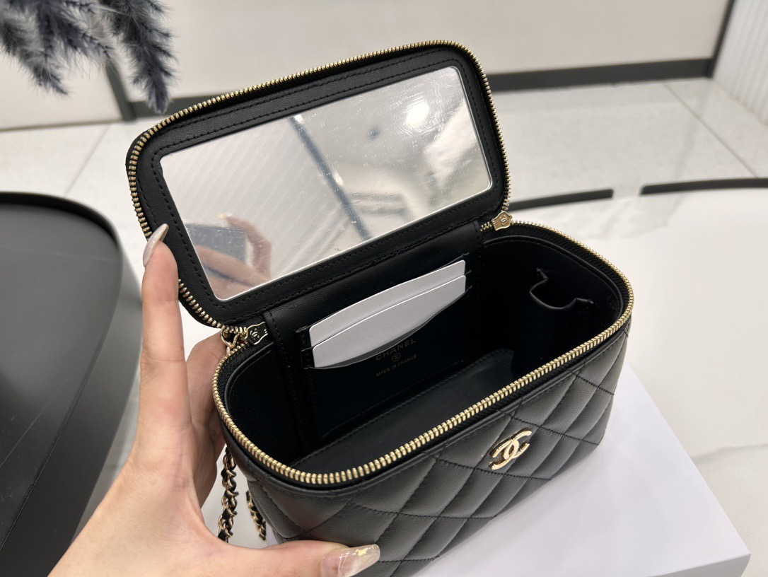 Chanel Women Shoulder Bags Size 17cm