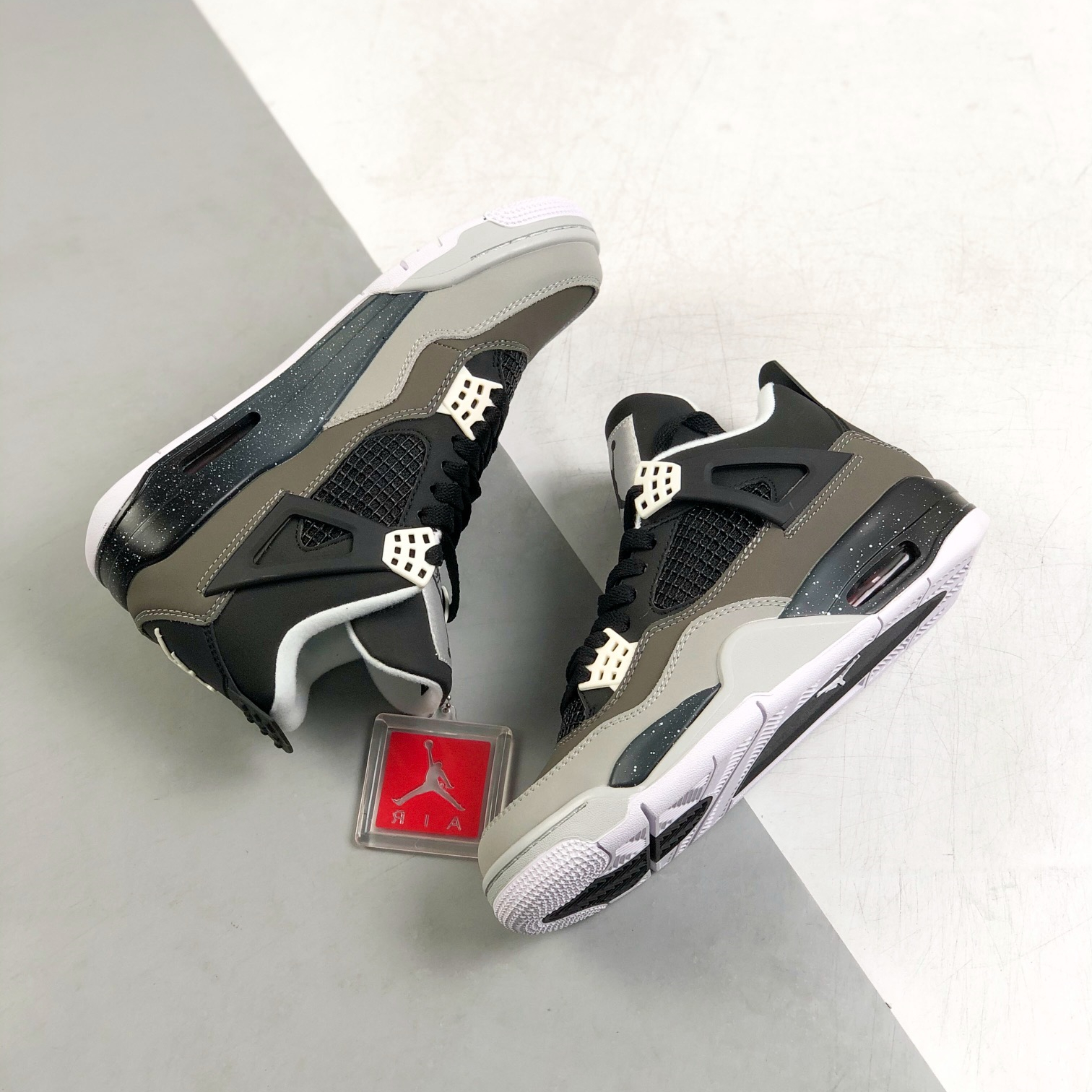 Nike Air Jordan 4 Sneakers Shoes Gr. 36-46