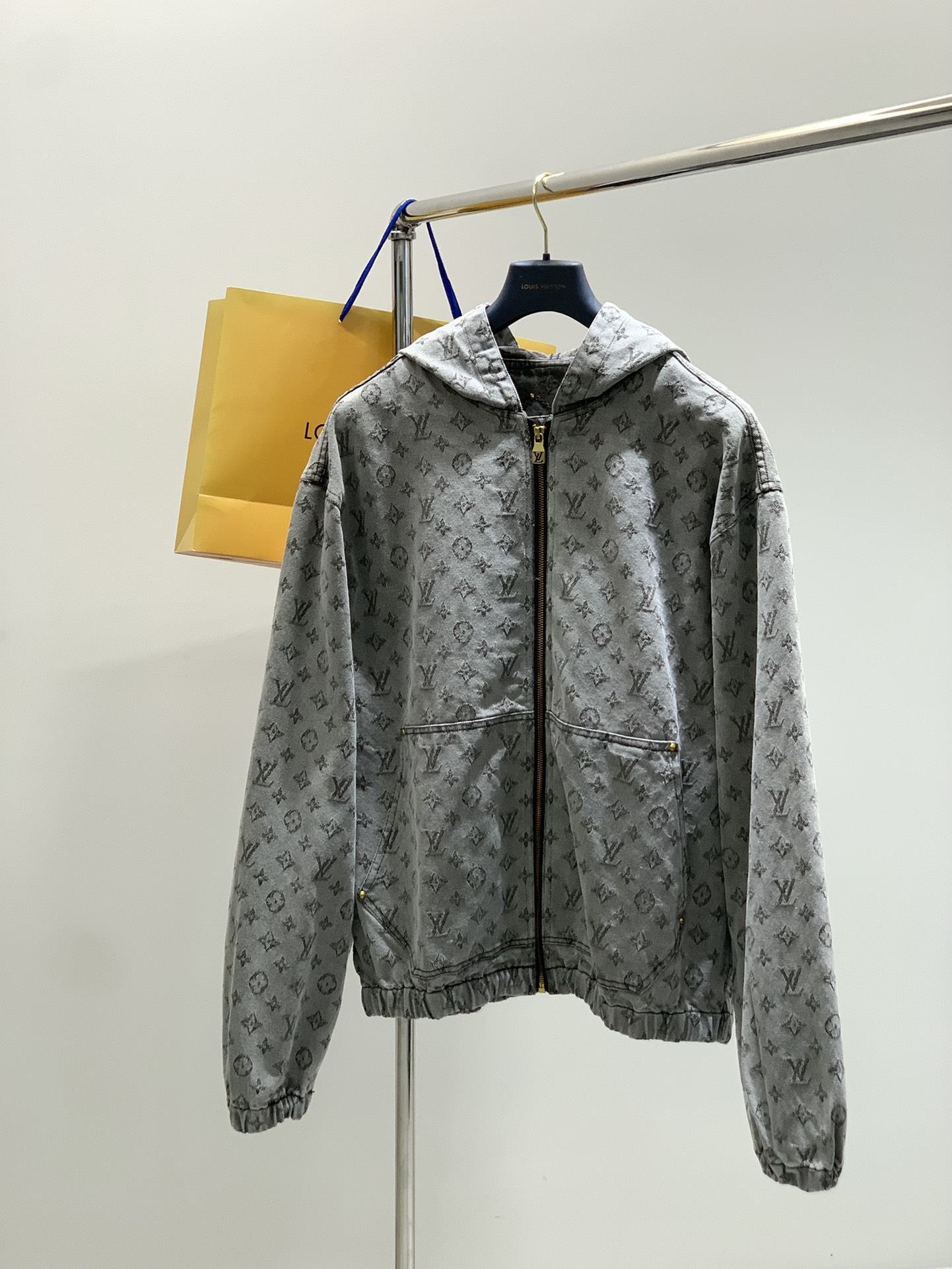 Louis Vuitton Unisex Jacket Size 46-52
