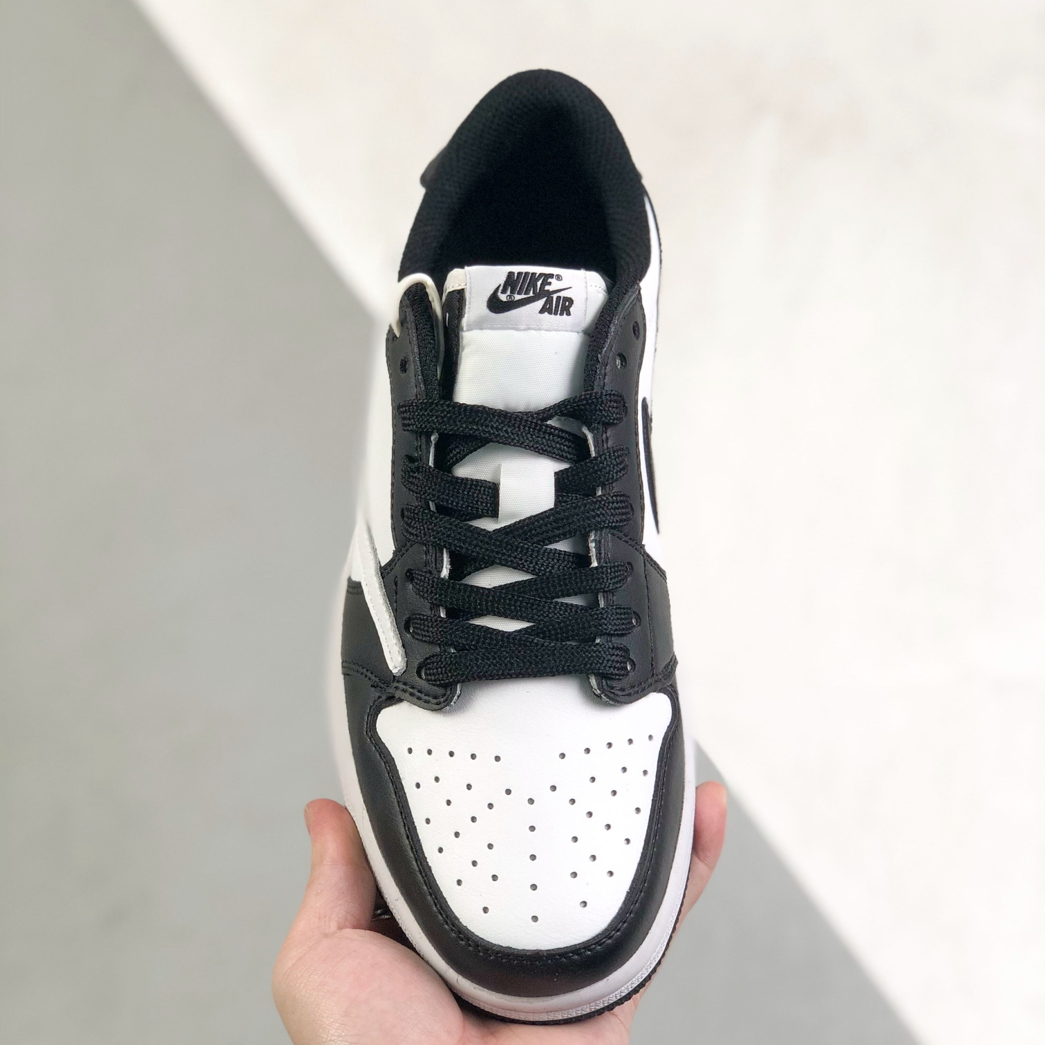 Nike Air Jordan 1 x Travis Scott Low Top Sneaker Shoes Gr. 36-46