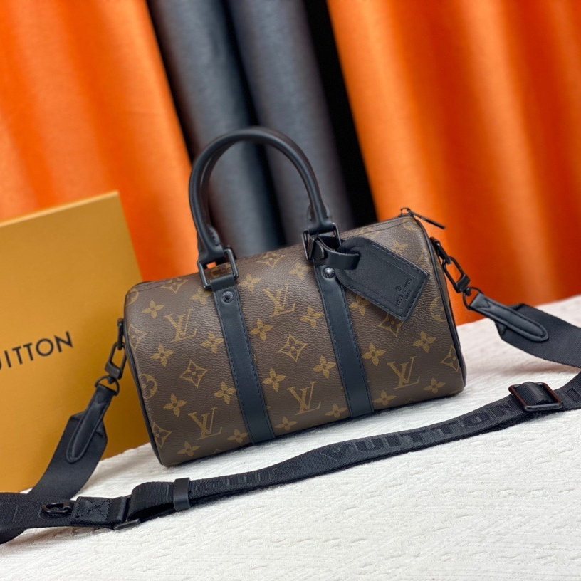 Louis Vuitton Keepall Bandoulière 25 Mens Shoulder Bags