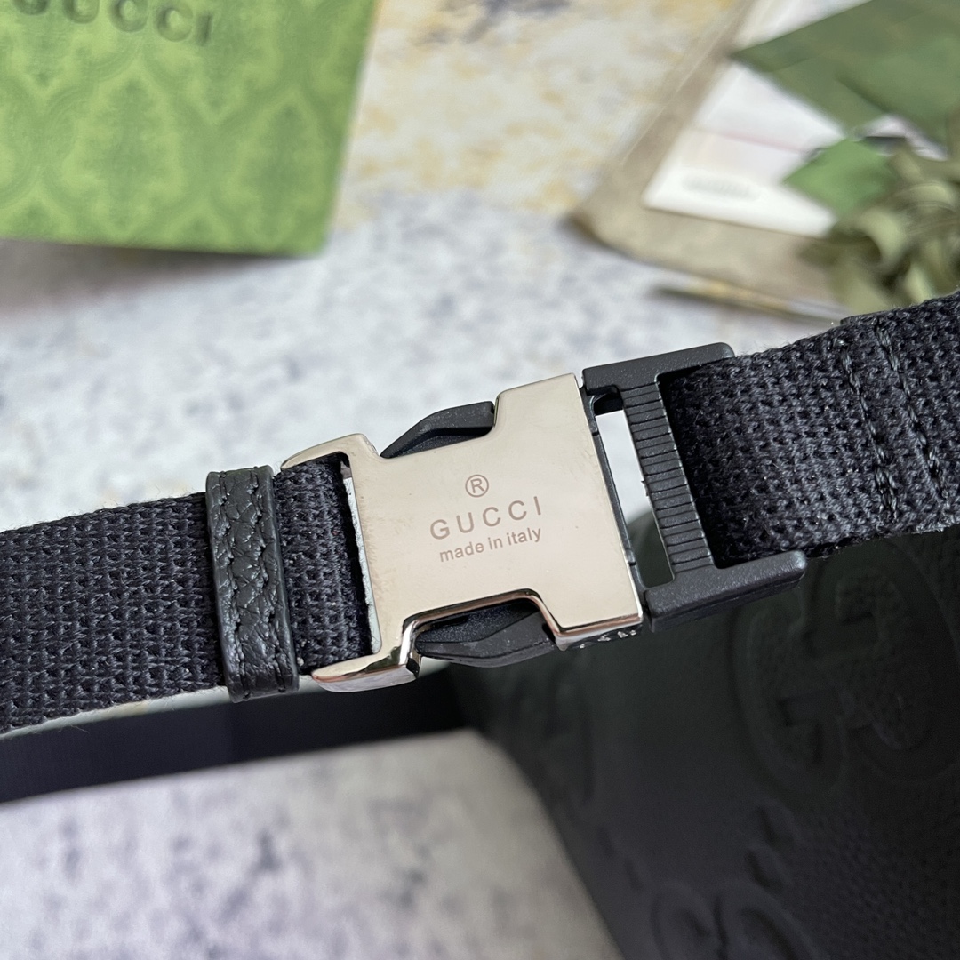 Gucci Mens Shoulder Bags 2-Size