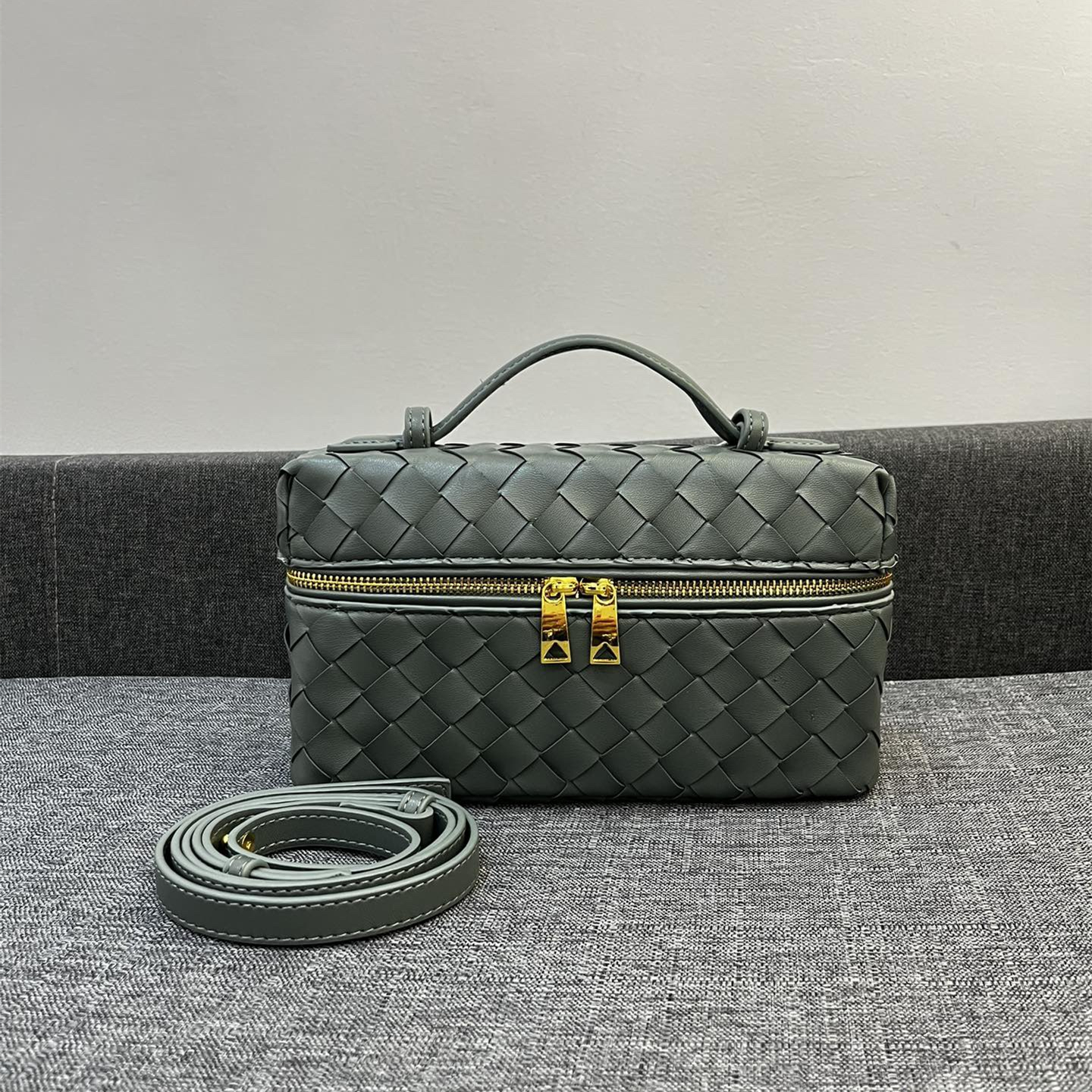 Bottega Veneta Vanity Case Women Shoulder Bags 24*13*6cm