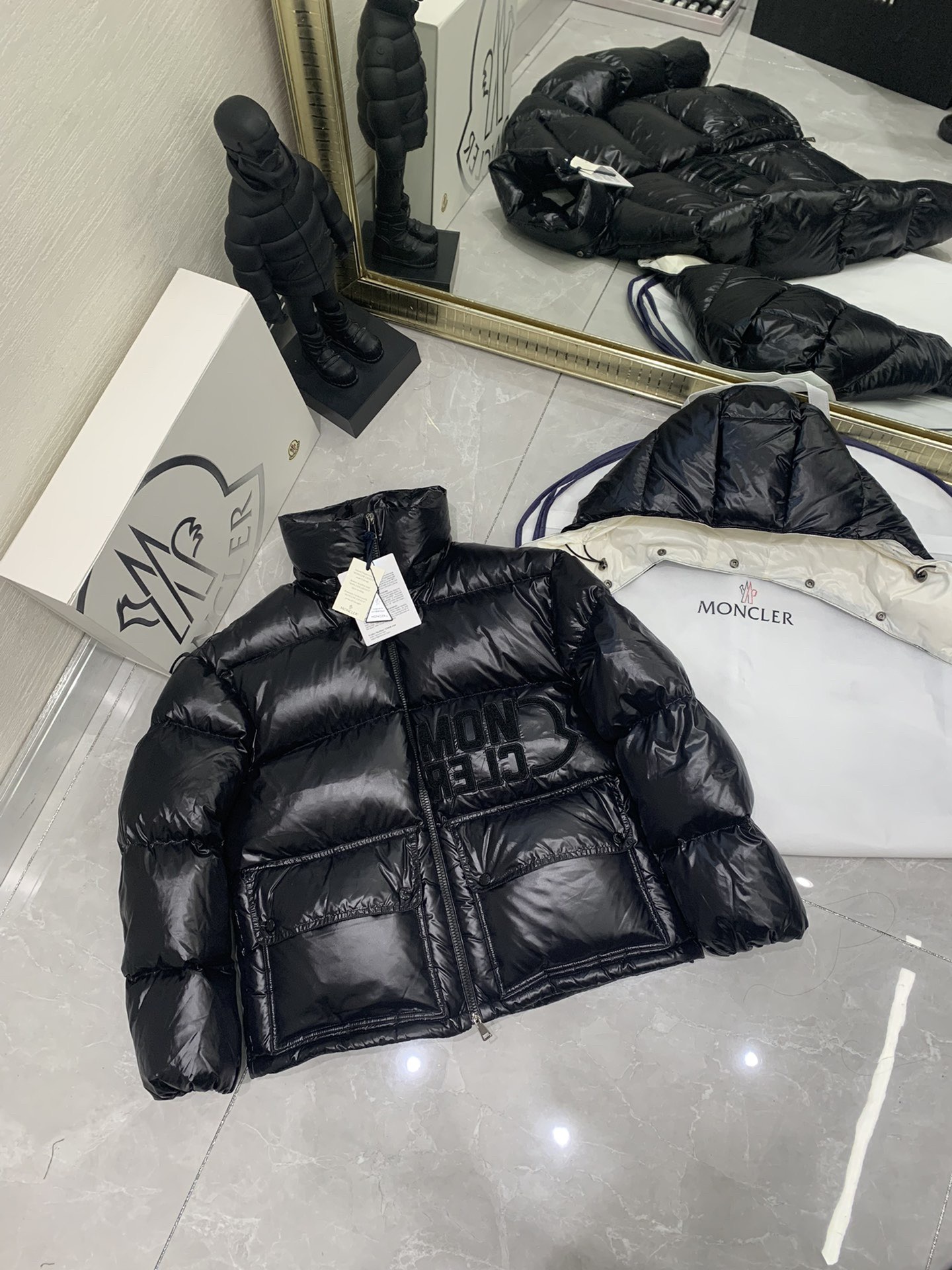 Moncler Abbaye Women Winter Jacket Size 0-3
