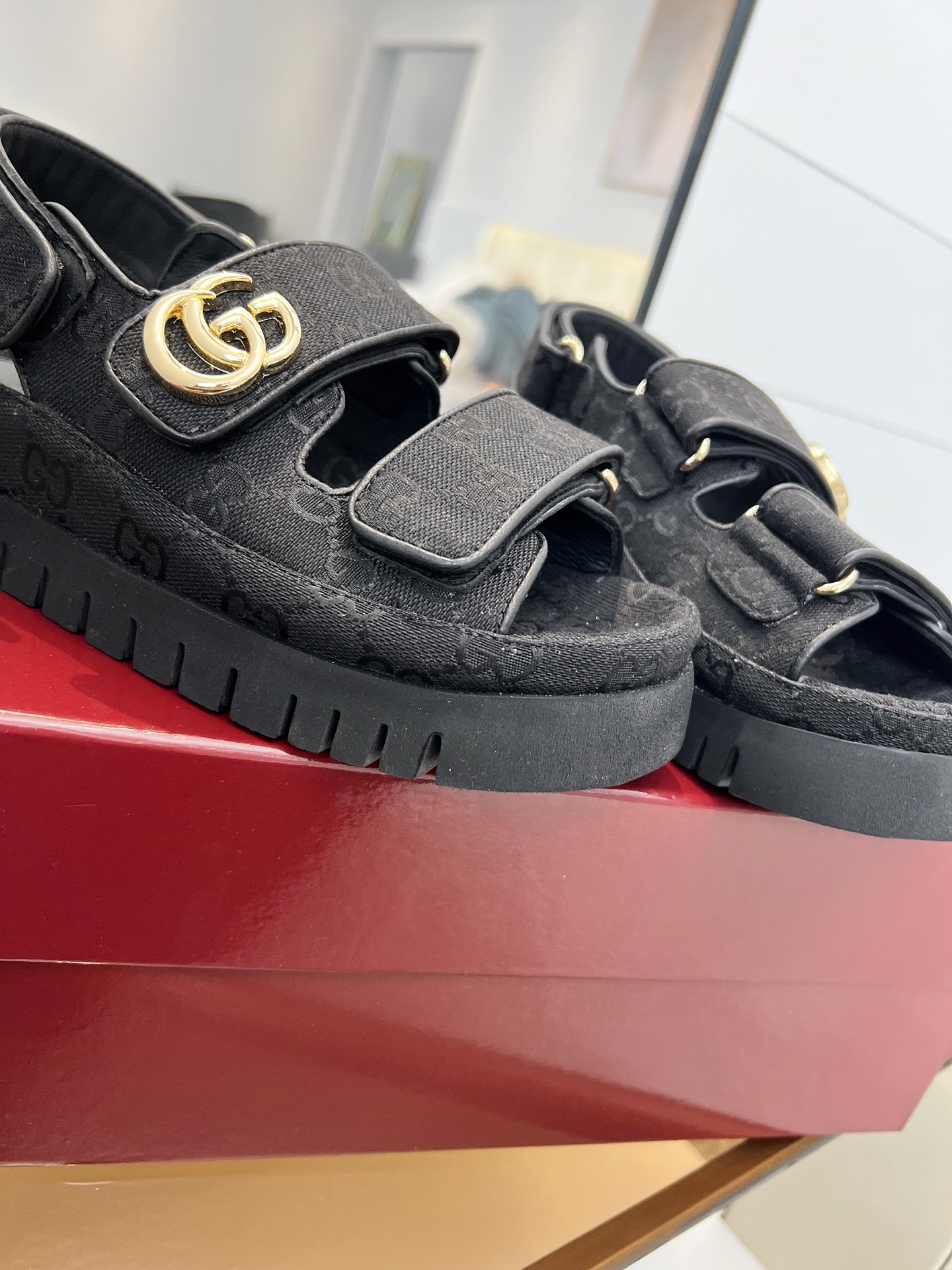 Gucci Women Thick soled Sandals Size 35-41