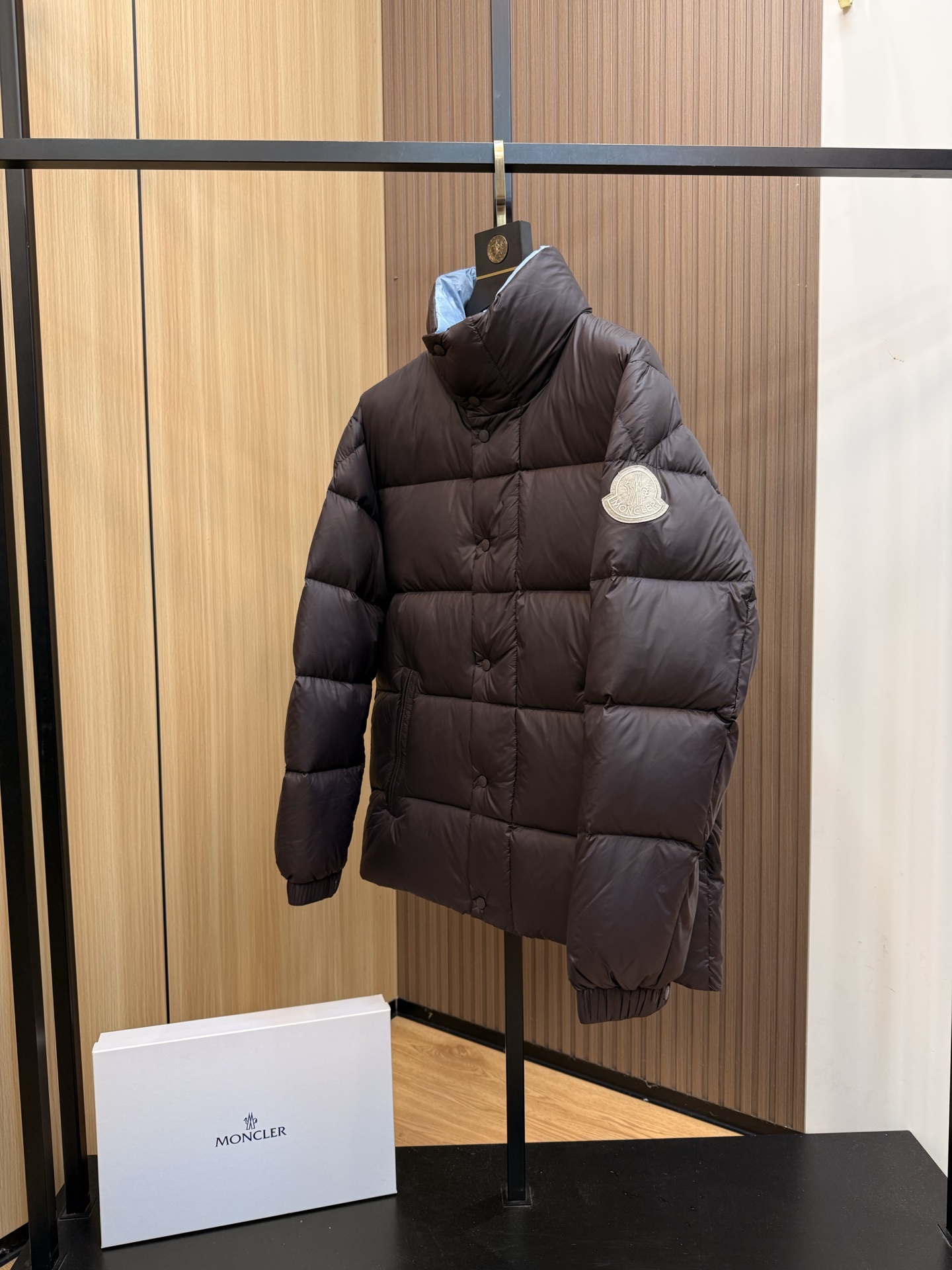 Moncler 25ss Derovx Unisex Winter Jacket Size 1-5