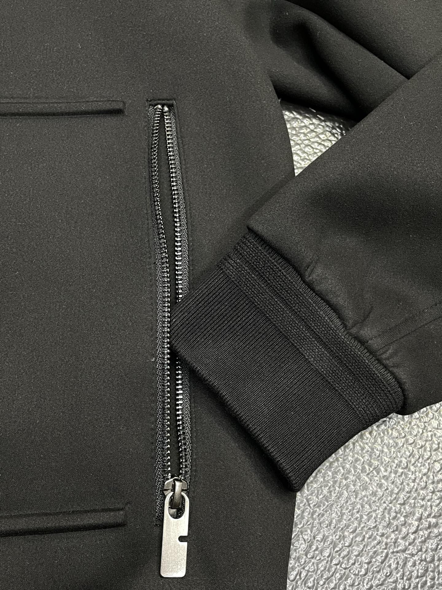 Burberry Unisex Jacket Size M-XXXL