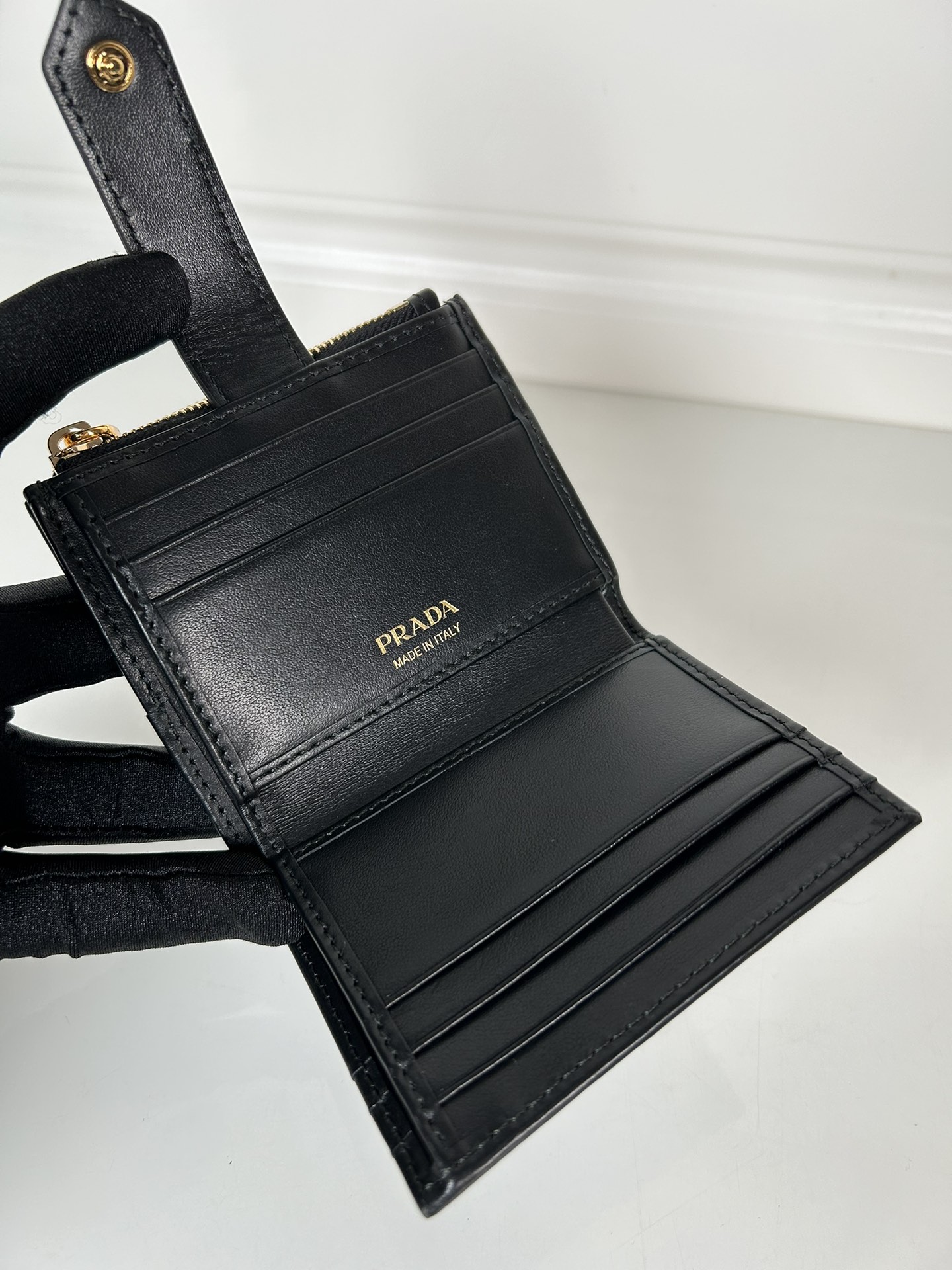 Prada Card Holder Size 10*8cm