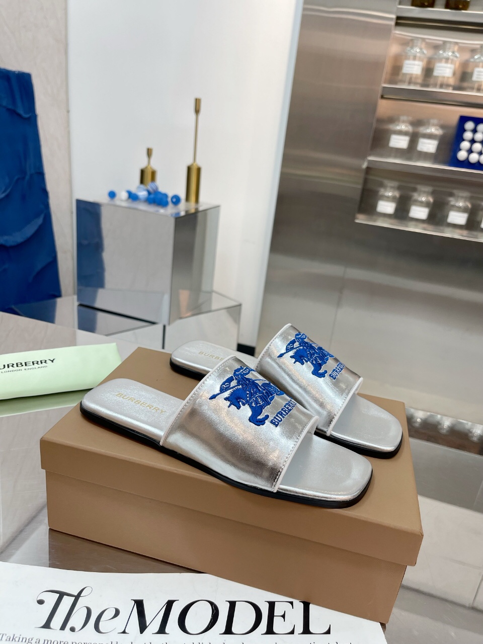 Burberry Women Slippers Size 36-41