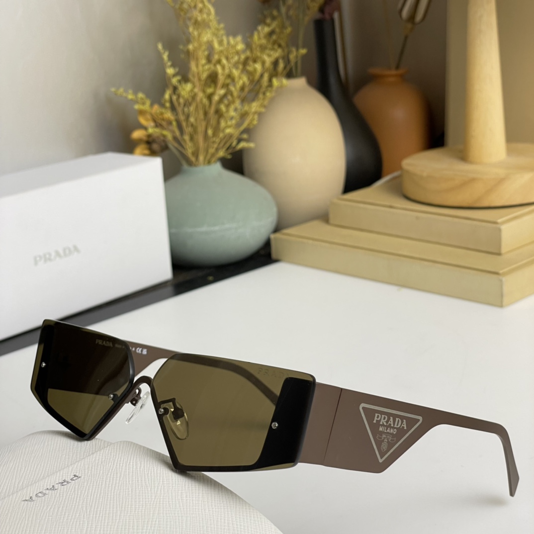 Prada Runway sunglasses SPR59Z