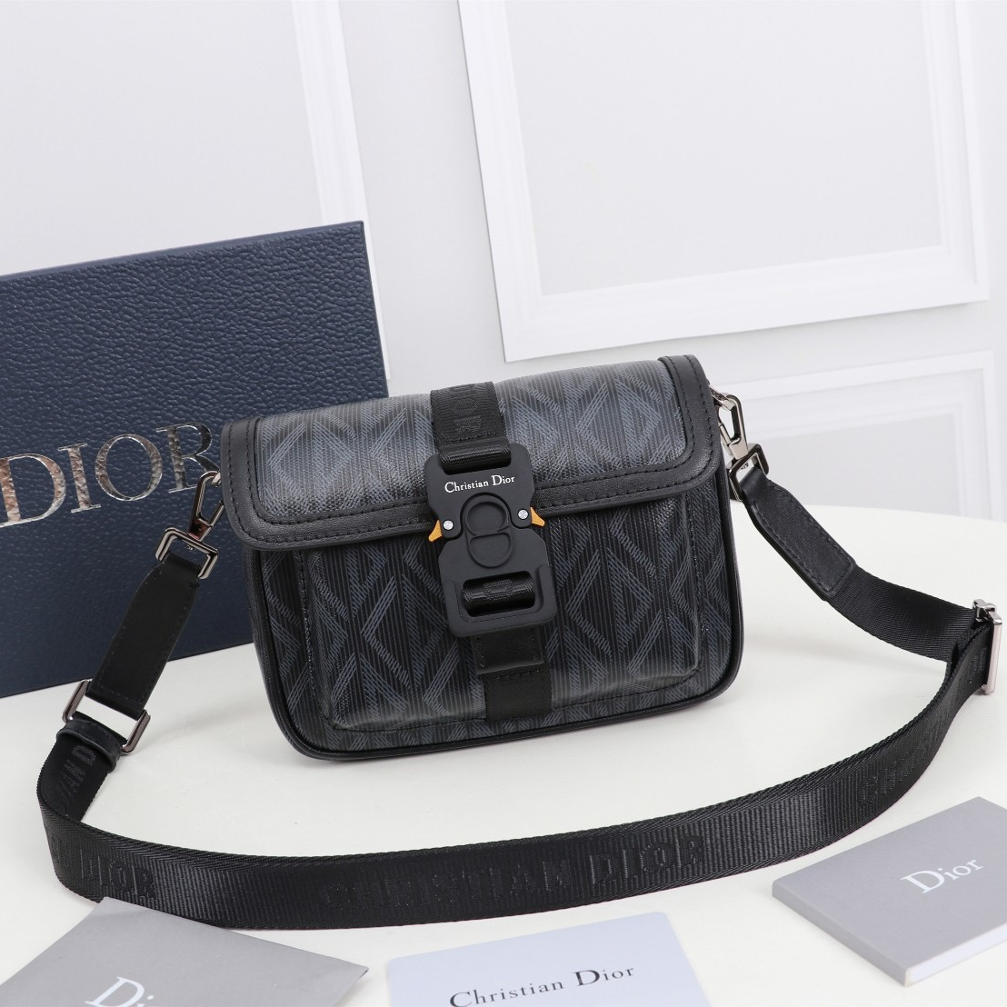 Dior Mini Hit The Road Mens Shoulder Bags Size 19*11*4cm