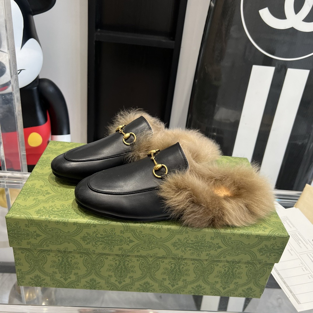 Gucci Winter Slippers Size 41