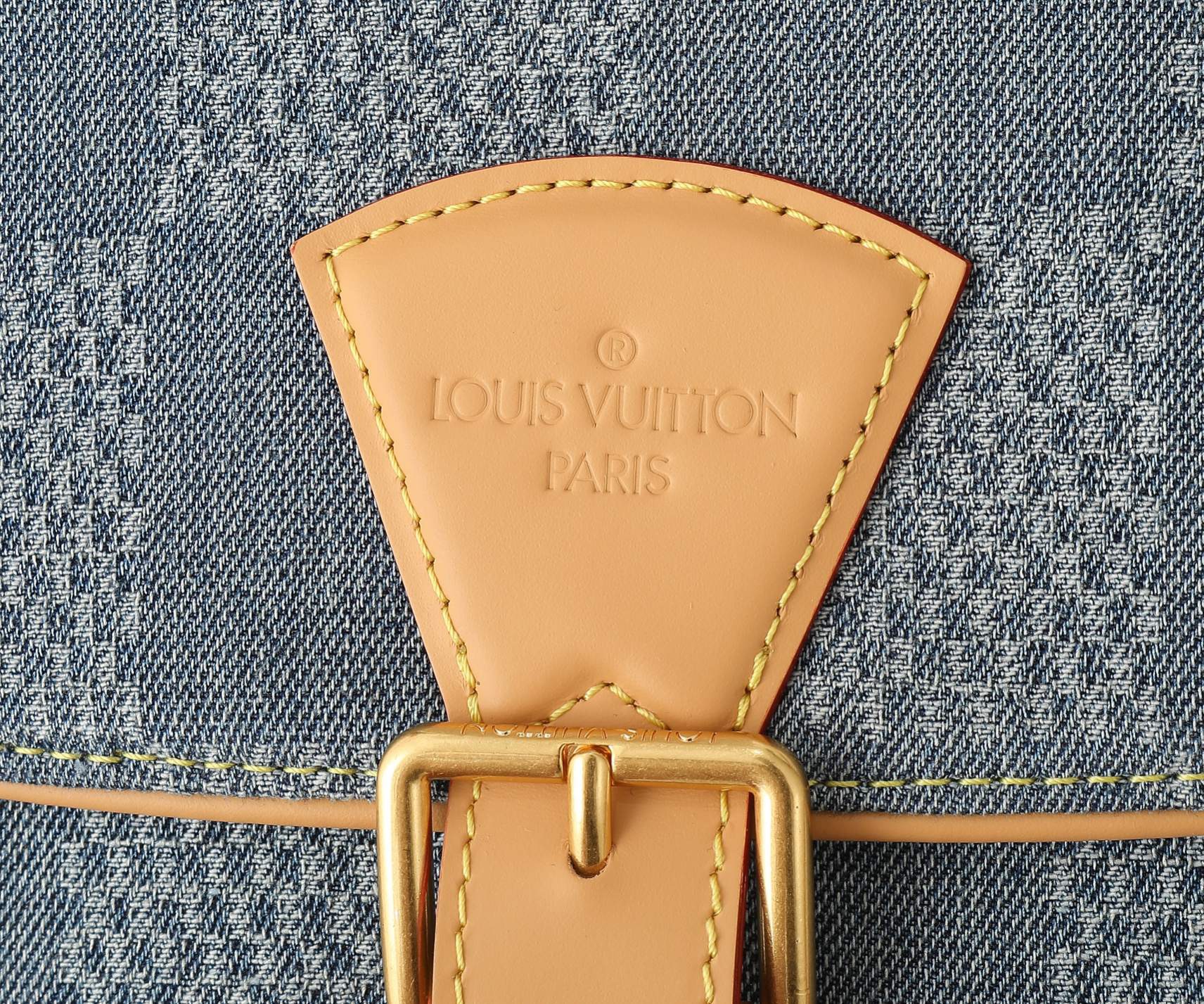 Louis Vuitton N40743 Montsouris Messenger MM Mens Shoulder Bags Size 35*29*12cm