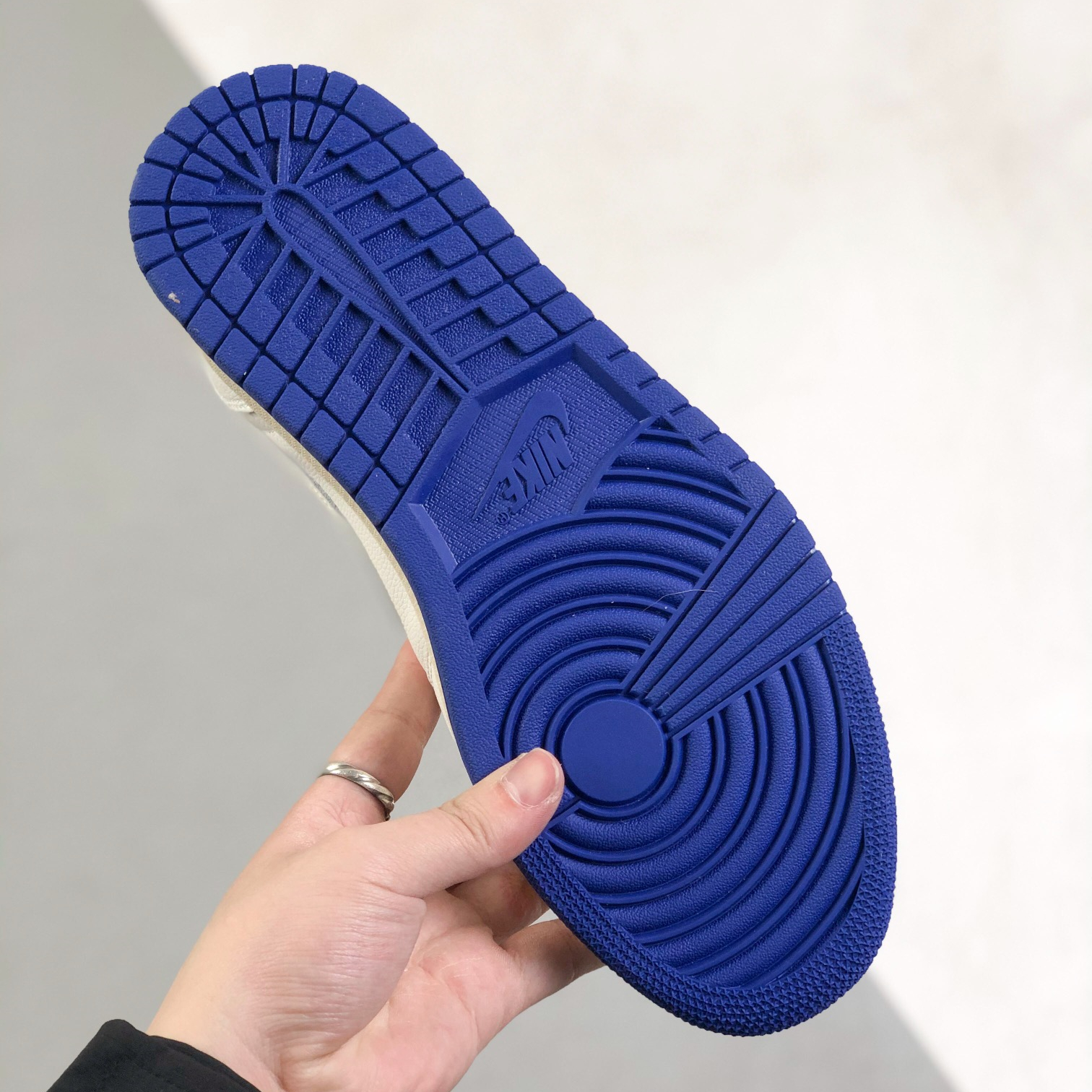 Nike Air Jordan 1 x Travis Scott Low Top Sneaker Shoes Gr. 36-46