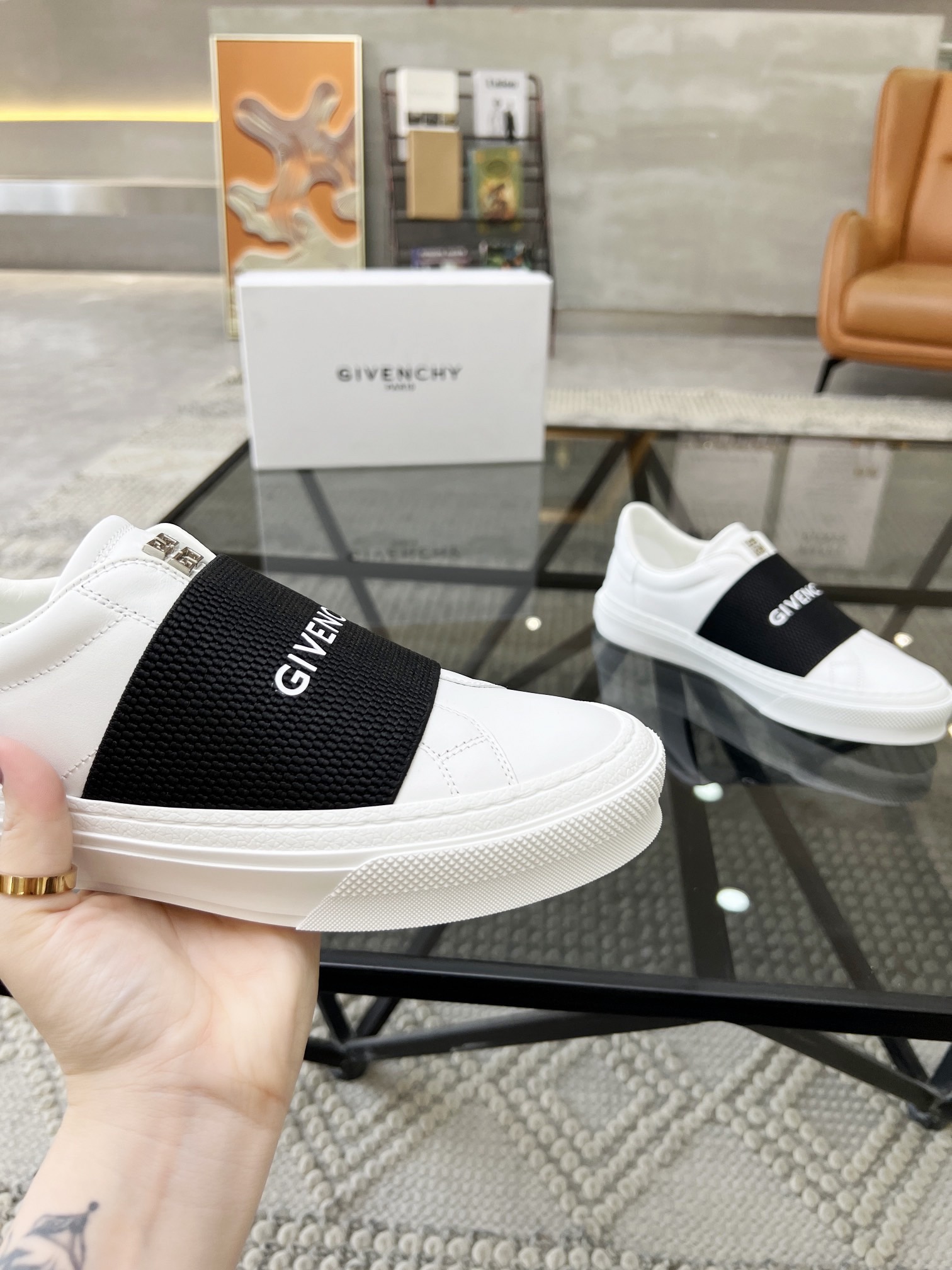 Givenchy TPU Sneaker Size 36-46