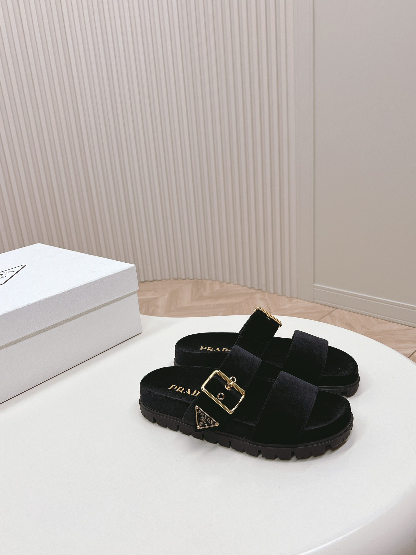 Prada 2024ss Slippers Size 36-40