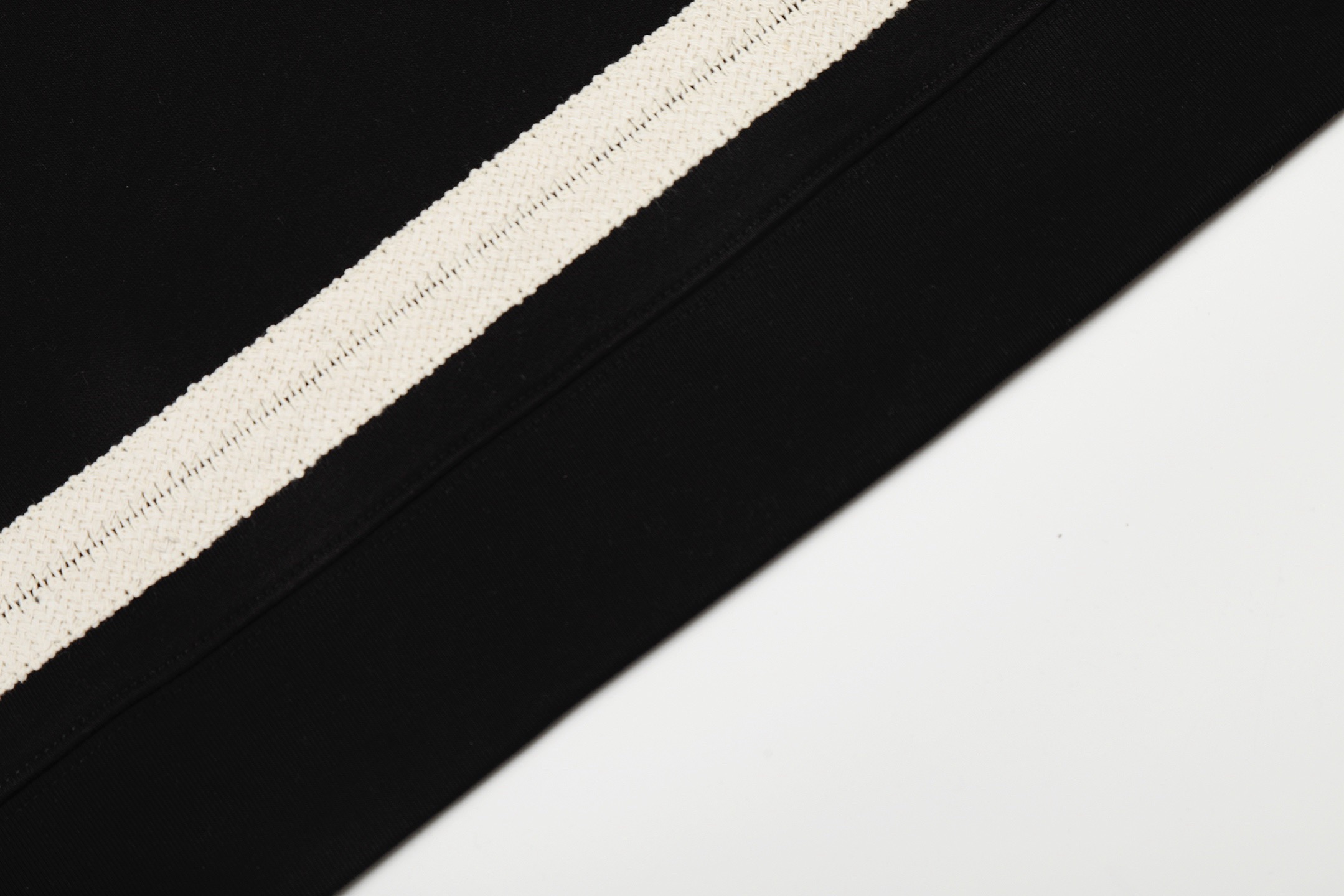 Loewe Unisex Sweatshirt Size XS-L