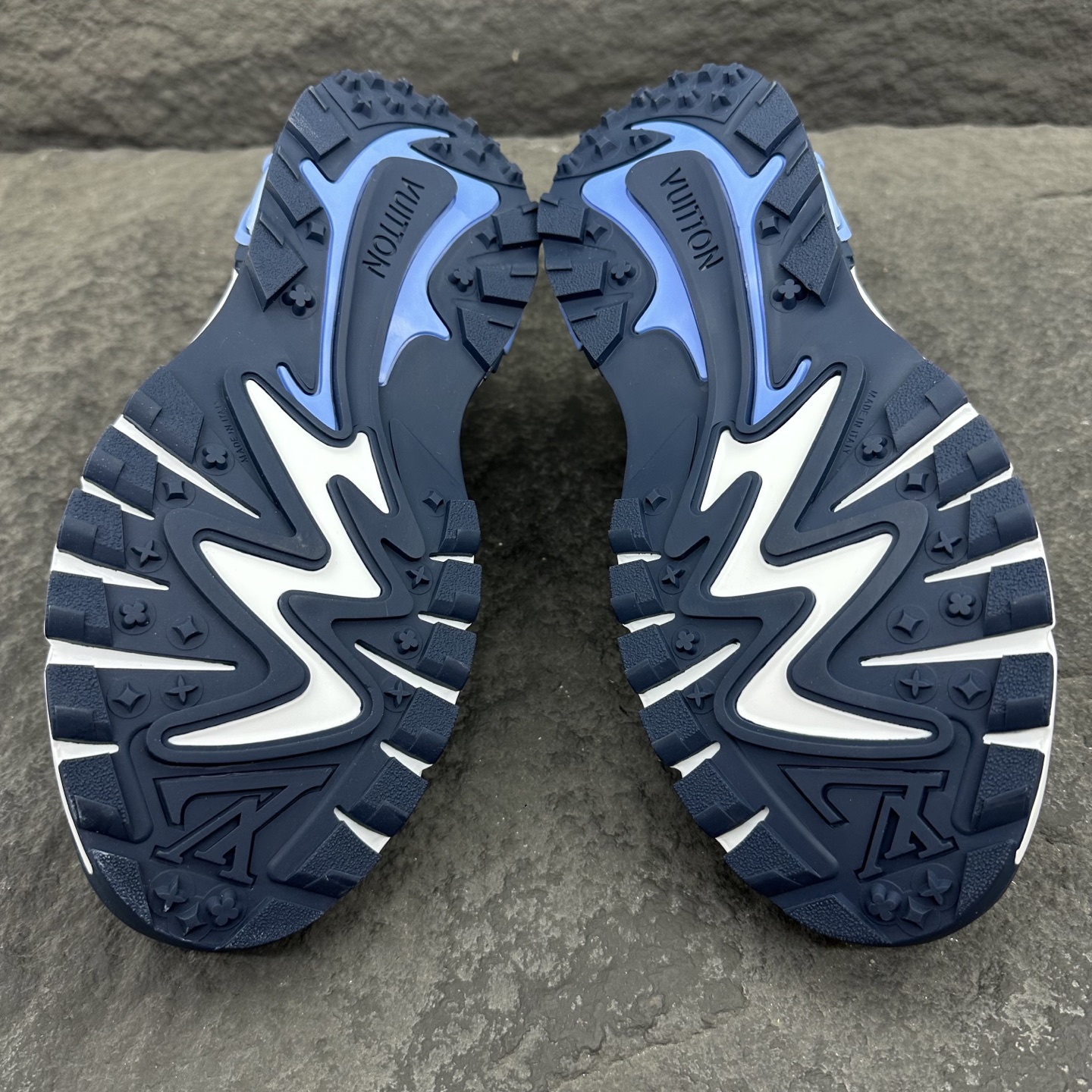 Louis Vuitton LV Runner Tatic Sneaker Size 38-46