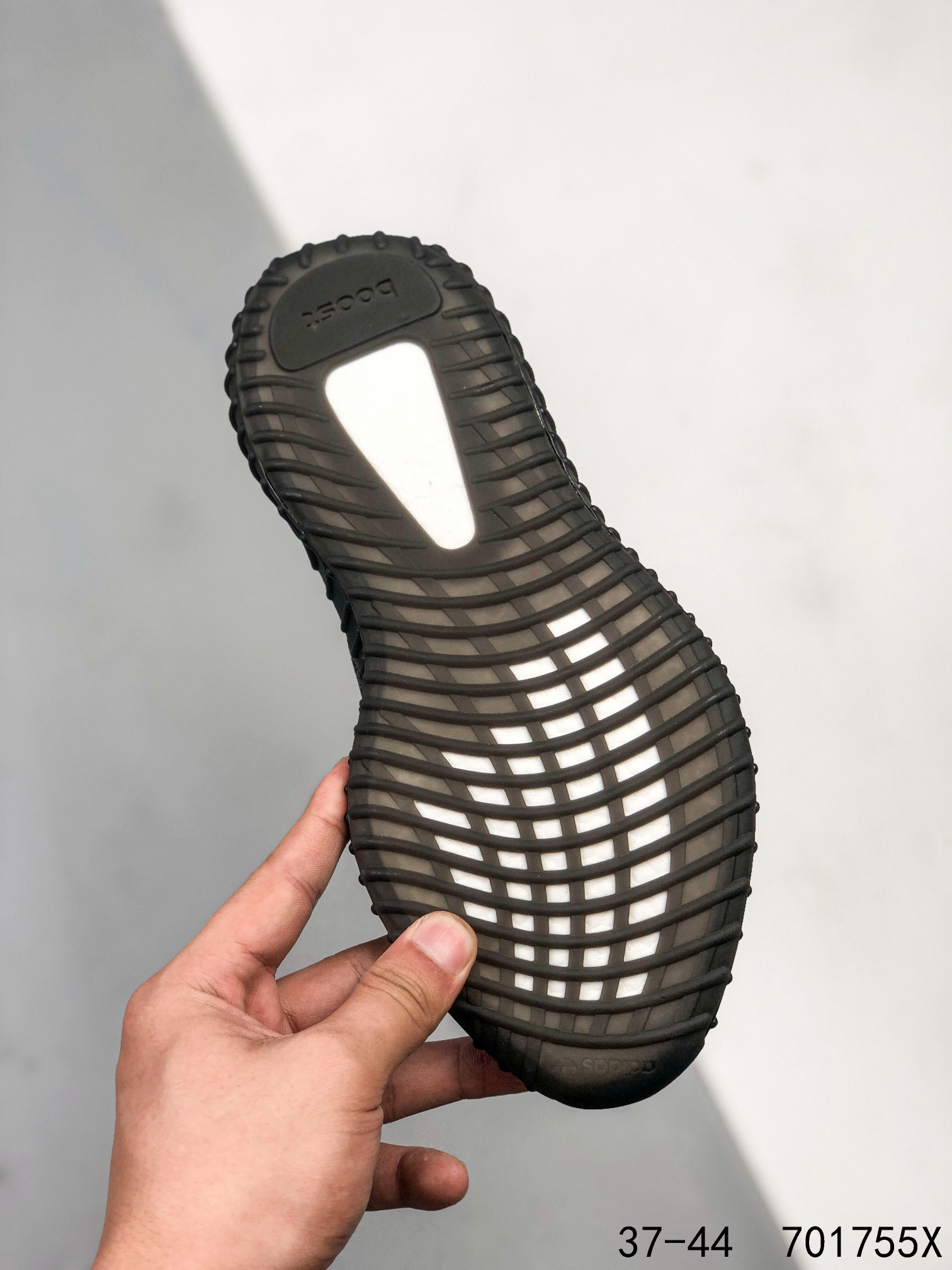 Yeezy 350 Boost 350 V2 Mens/Women Sneakers Shoes Black3 36 - 45