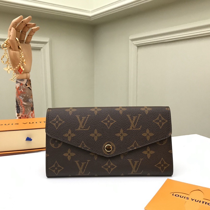 Louis Vuitton Women Wallet M62235 Size 19*10cm