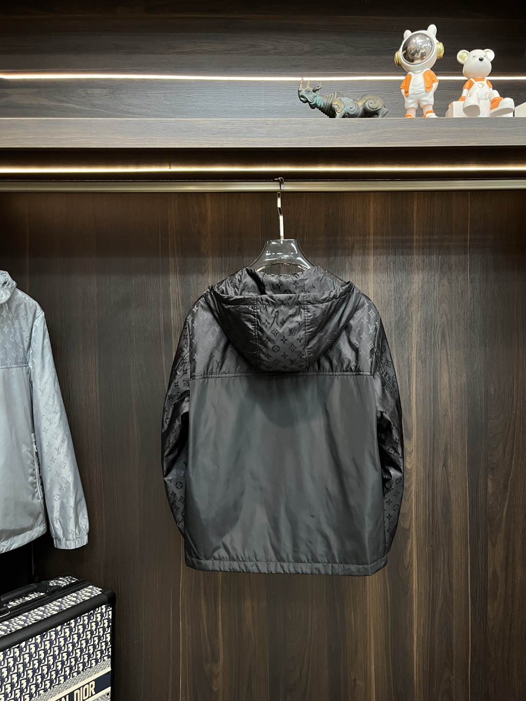 Louis Vuitton Unisex Jacket Size M-XXXL