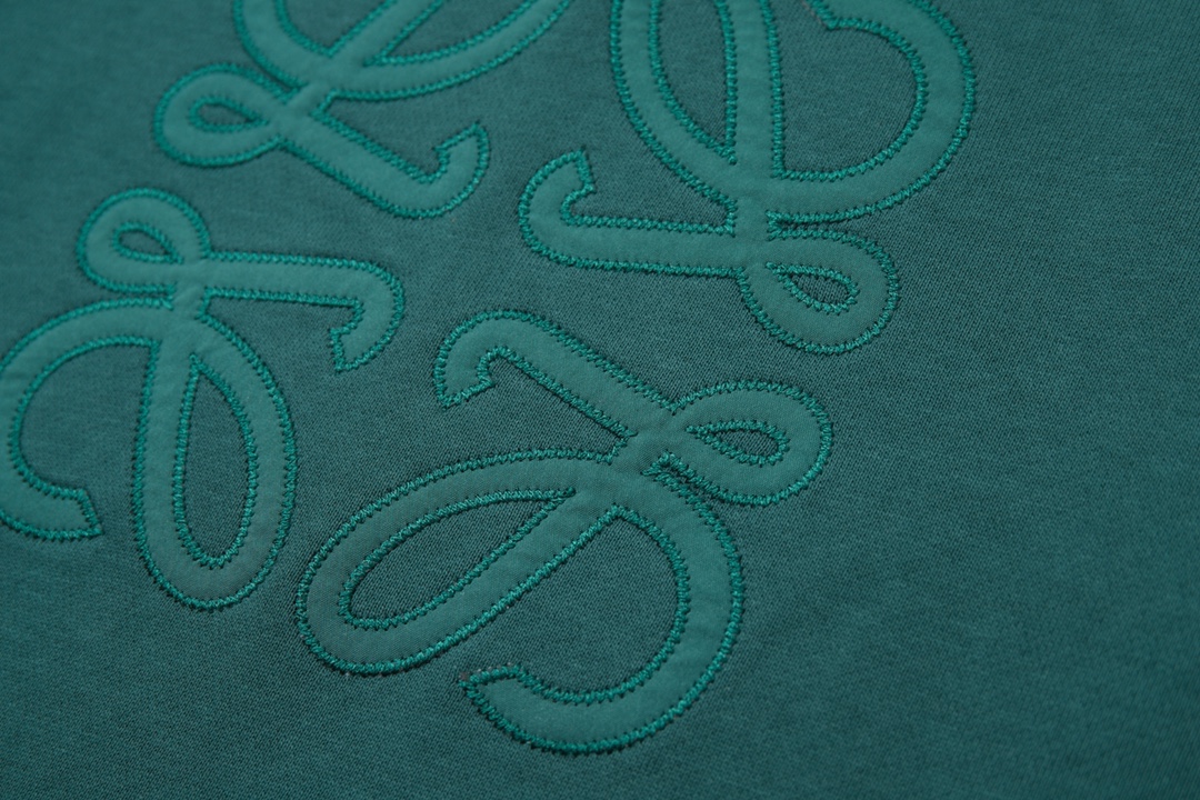 Loewe Unisex Sweatshirt Size S-XL