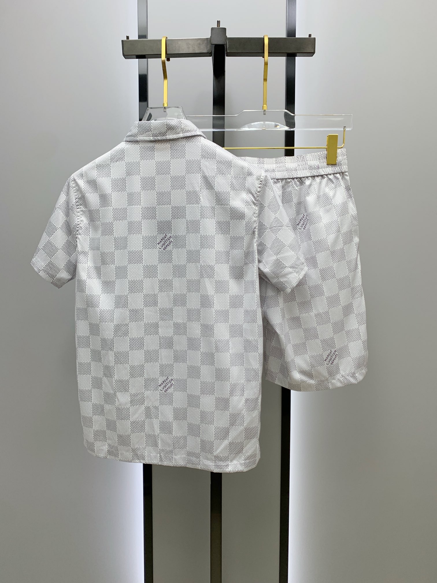 Louis Vuitton Sommeranzug Size M-XXL