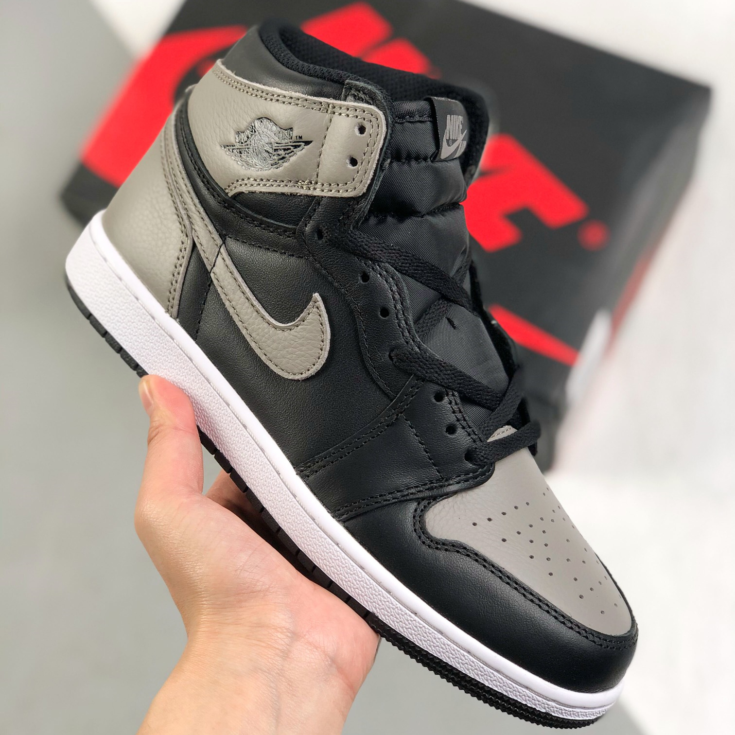 Nike Air Jordan 1 High Top Sneakers Shoes Gr. 36-46