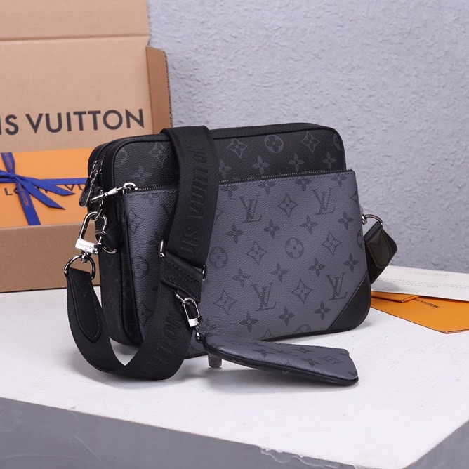 Louis Vuitton M69443 Trio Messenger Mens Shoulder Bags Size 25*18.5*7cm