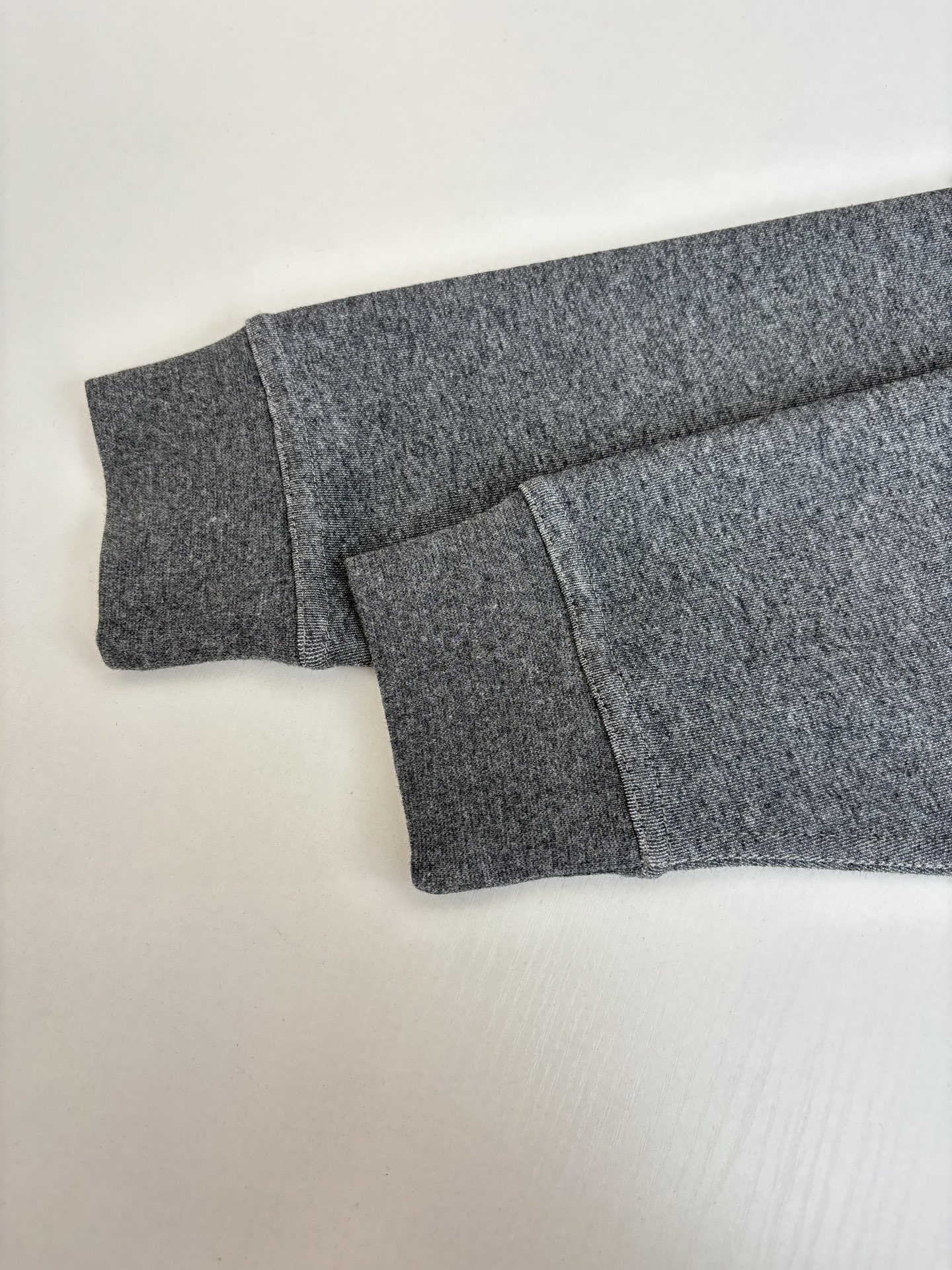 Bottega Veneta Unisex Sweatshirt Size S-XL