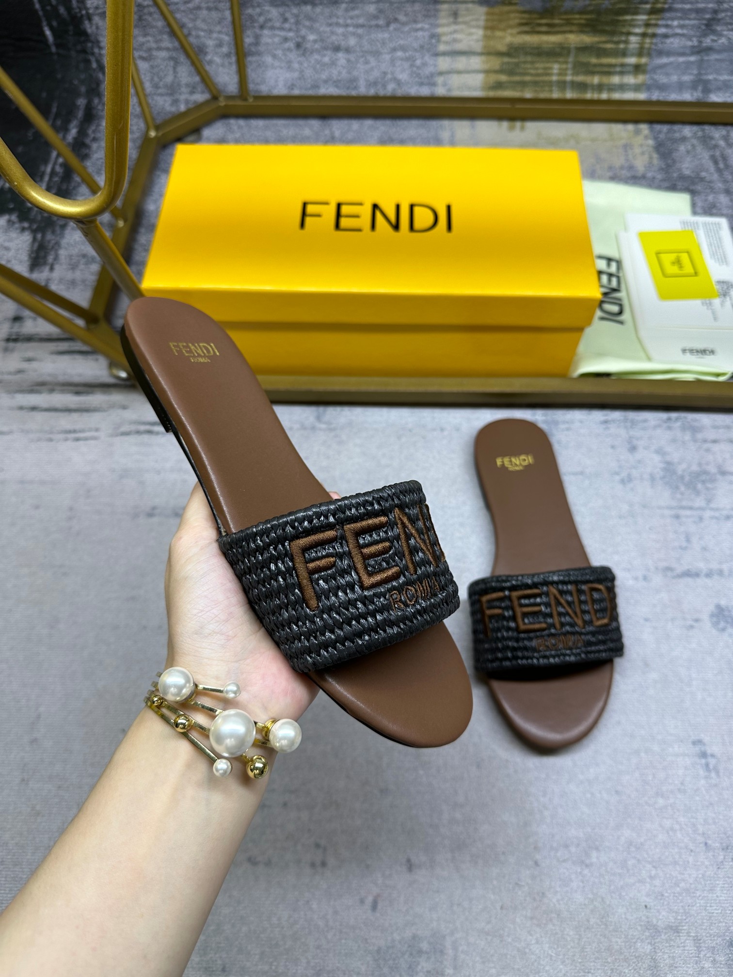 Fendi Slippers Size 36-42