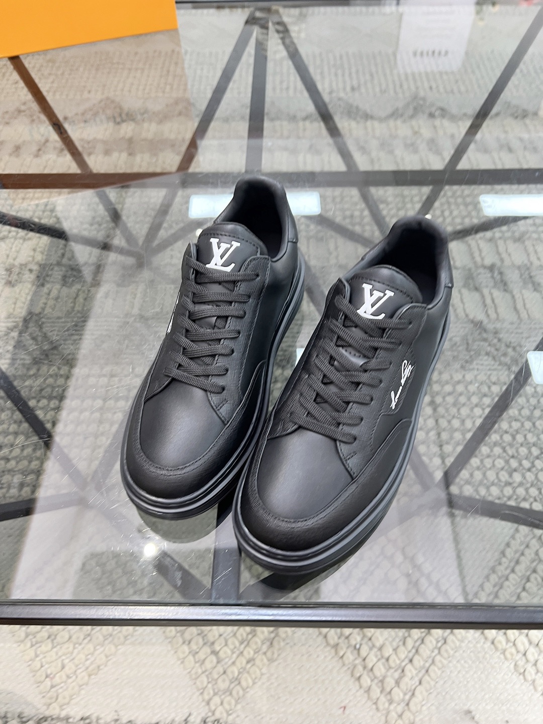 Louis Vuitton Beverly Hills Sneaker Size 39-46