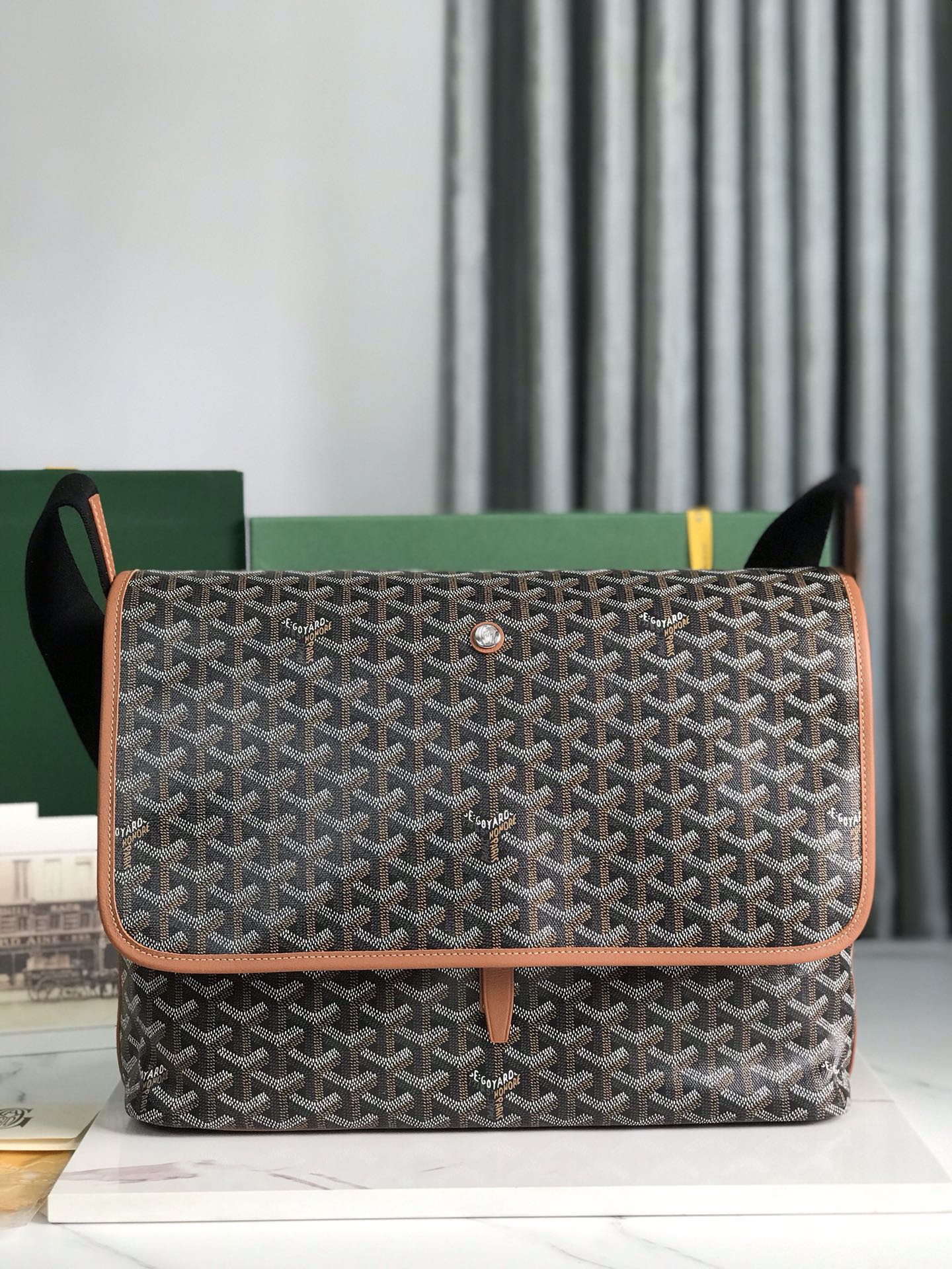 Goyard Citadin Mens Shoulder Bags Size 35*26*7.5cm