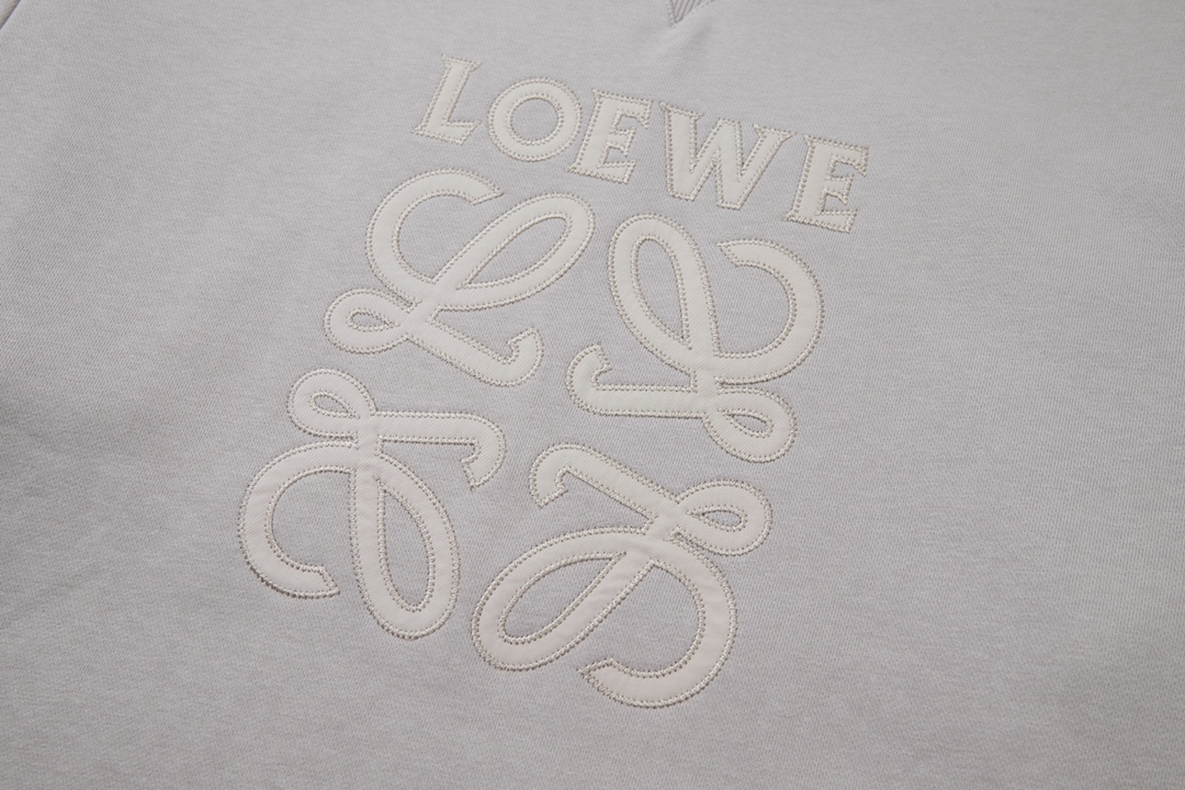 Loewe Unisex Sweatshirt Size S-XL