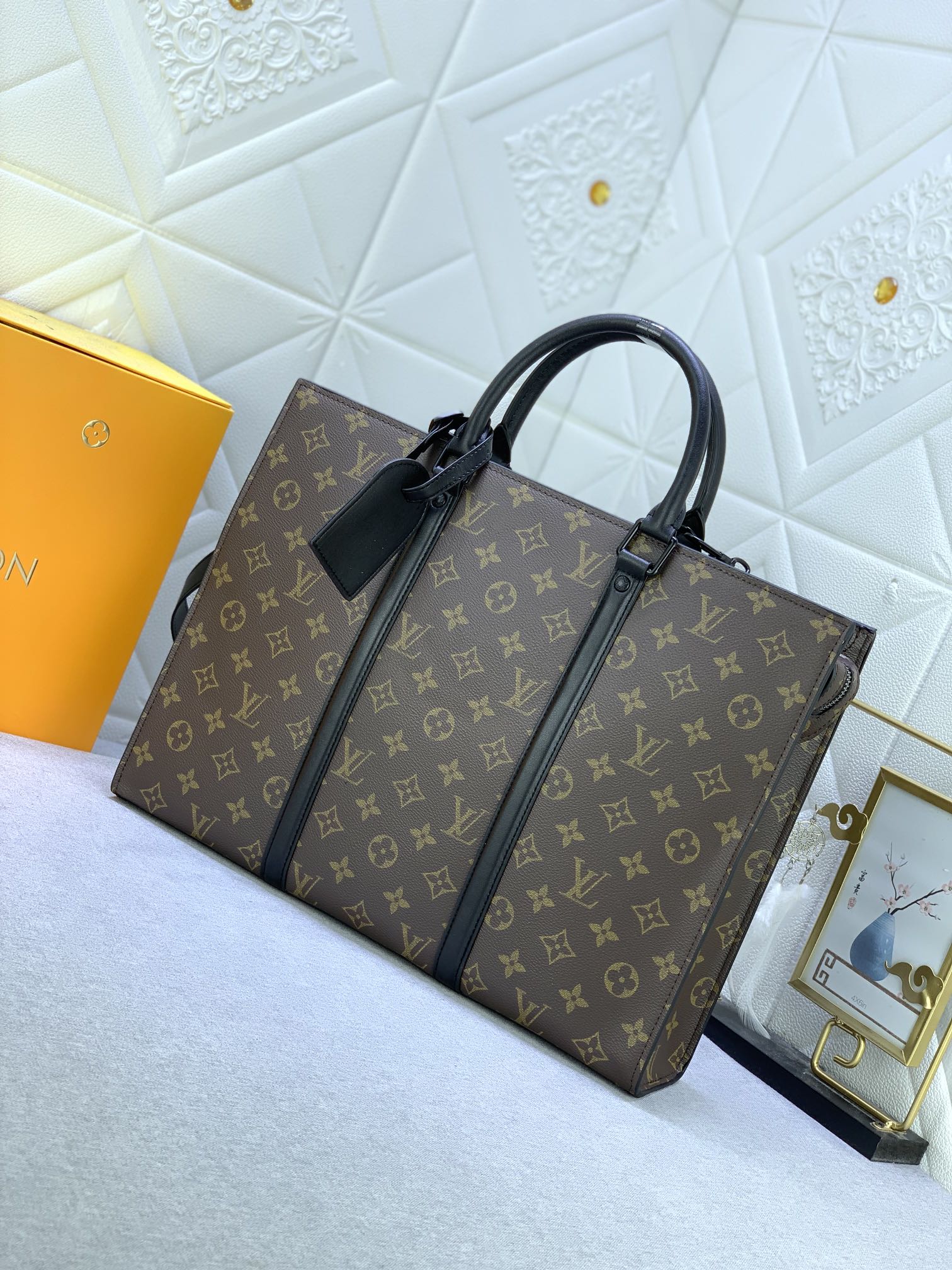 Louis Vuitton M45265 Sac Plat Horizontal Zippé Handtasche, 31 × 39 × 8 cm