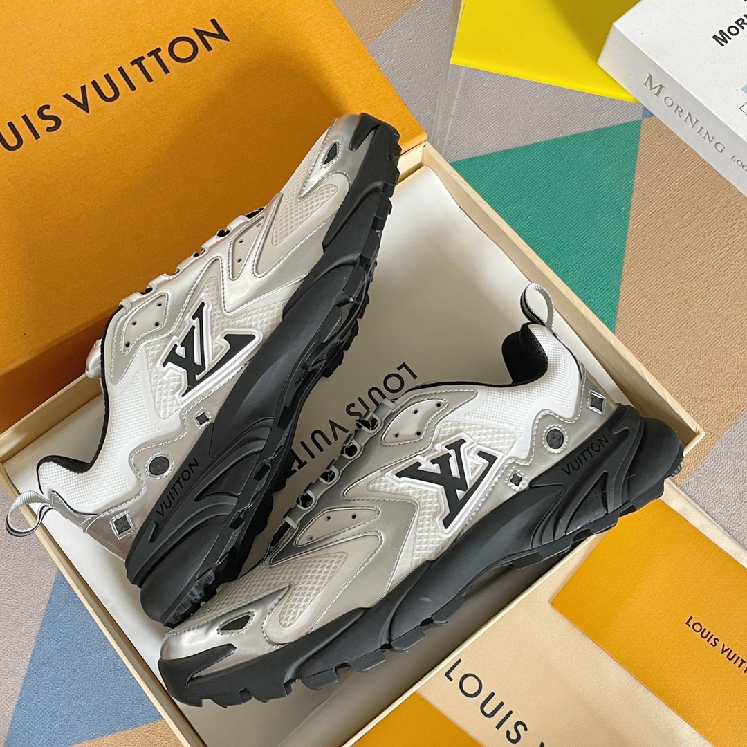 Louis Vuitton LV Runner Tatic Sneaker Size 40-46