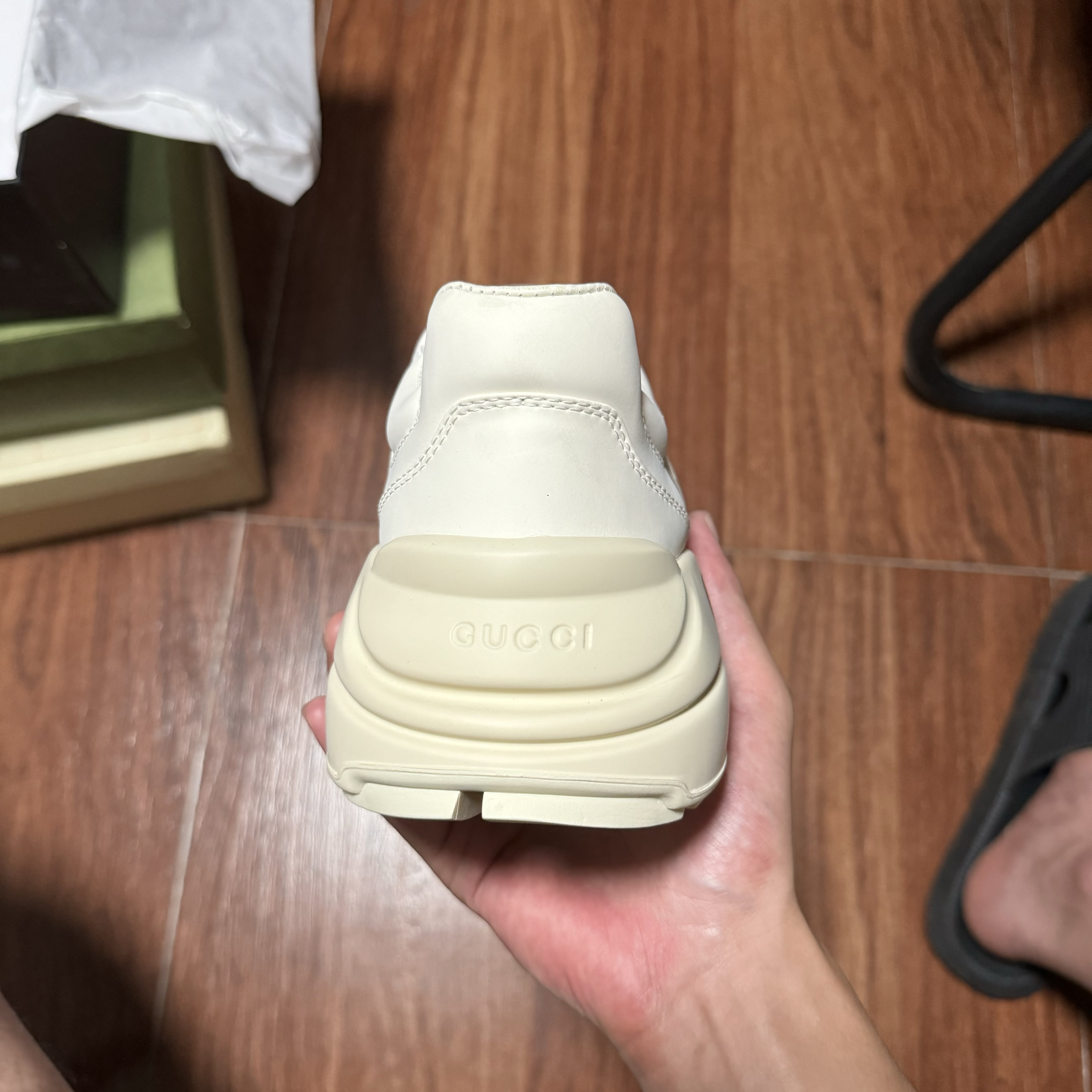 Gucci Sneaker Size 44