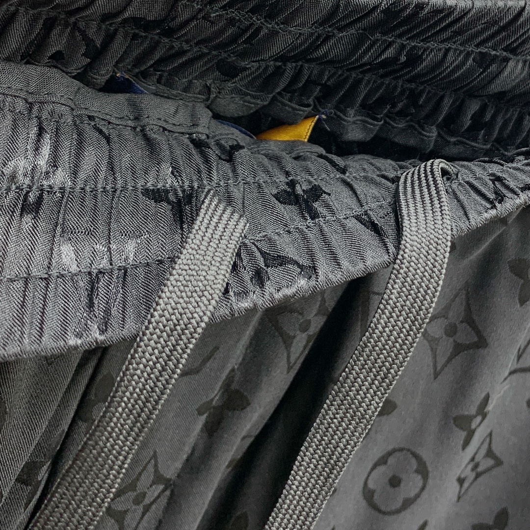 Louis Vuitton Sommeranzug Size M-XXL