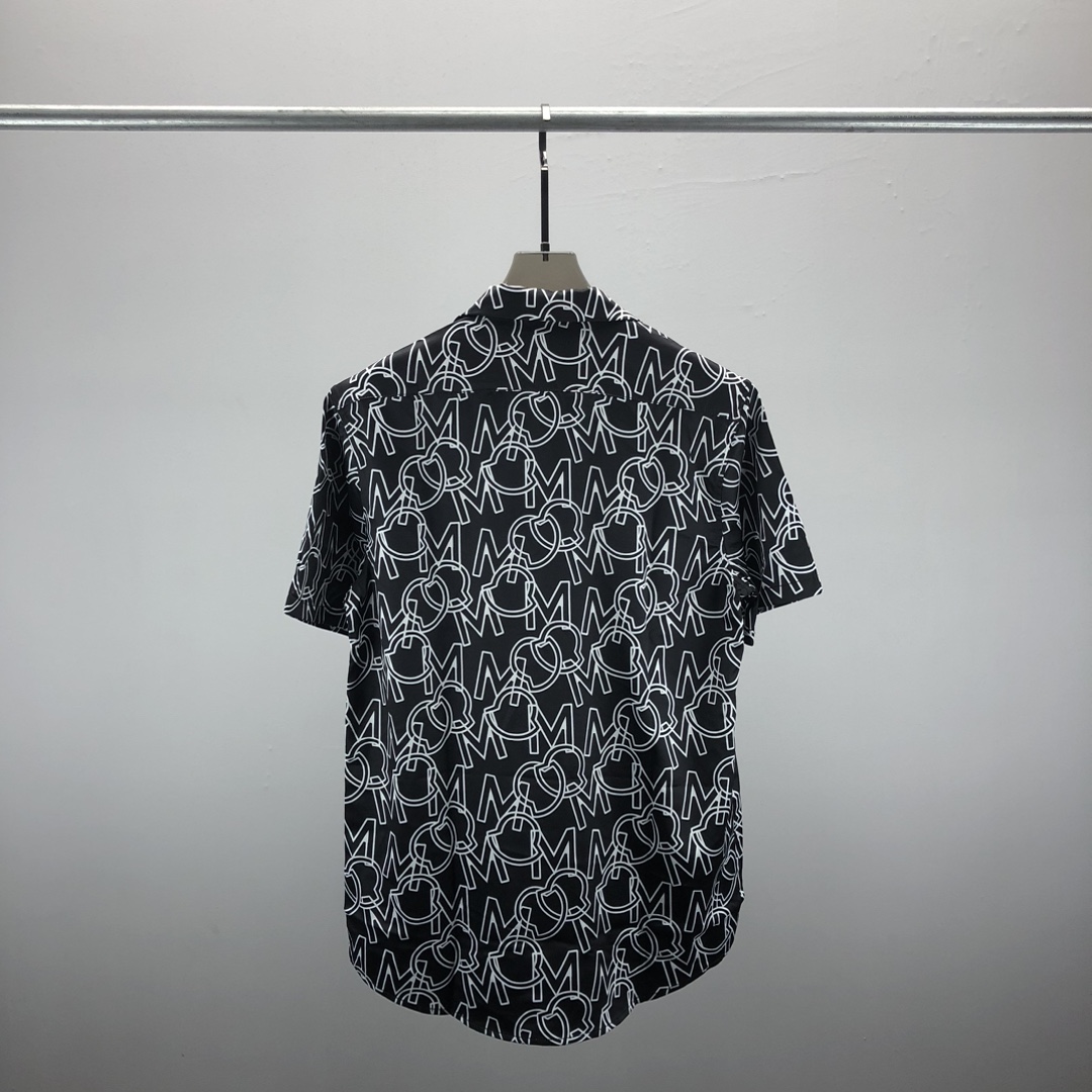 Moncler Sommeranzug Size S-XXL