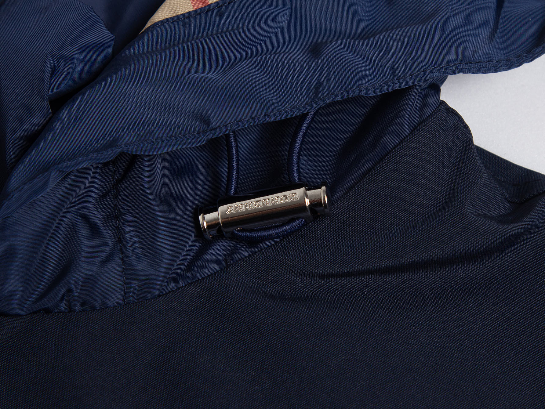 Burberry Unisex Jacket Size S-XL