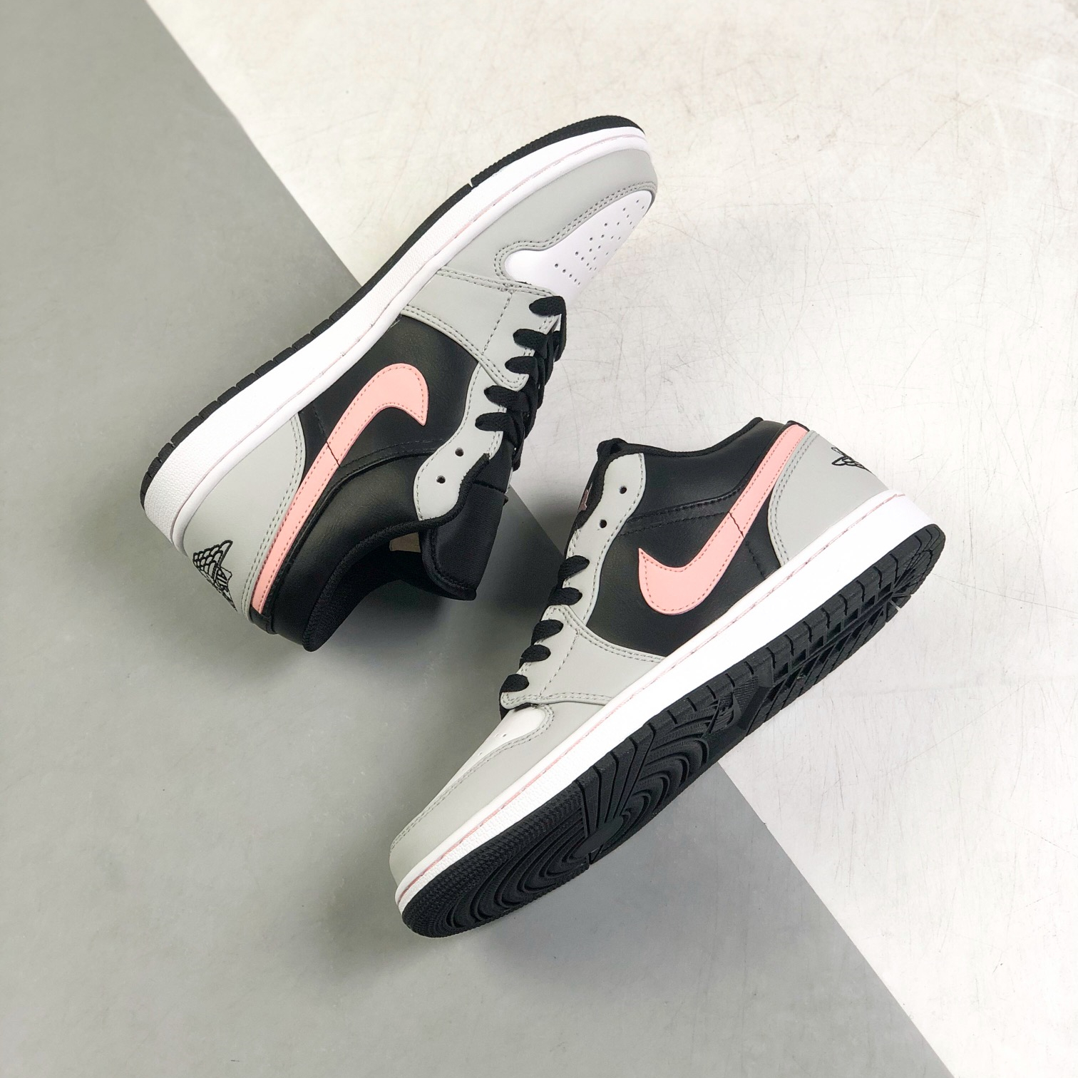 Nike Air Jordan 1 Low Top Sneakers Shoes Gr. 36-46