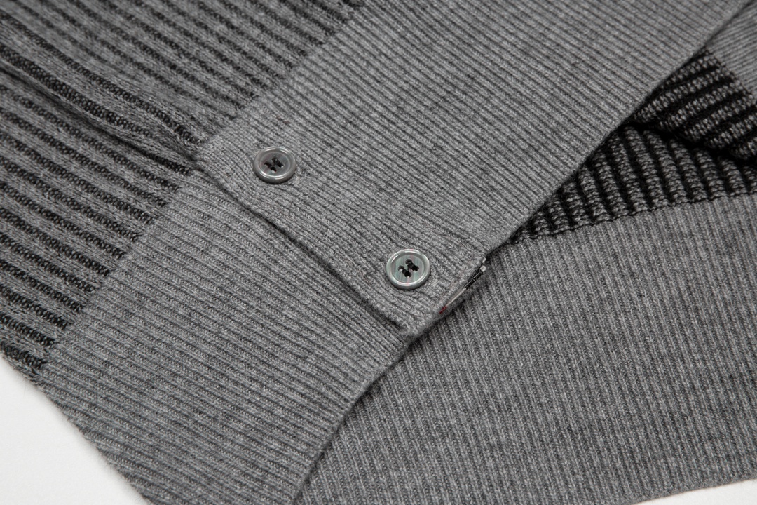 Thom Browne Unisex Sweatshirt Size S-XL