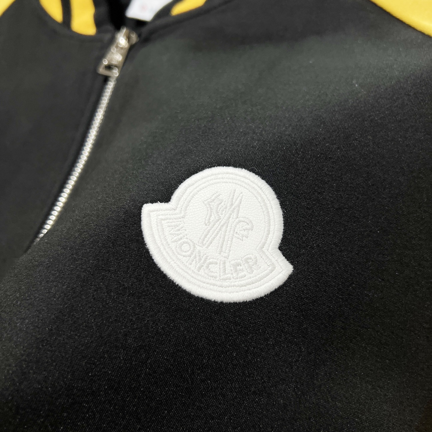 Moncler Unisex Jacket Size S-XXL