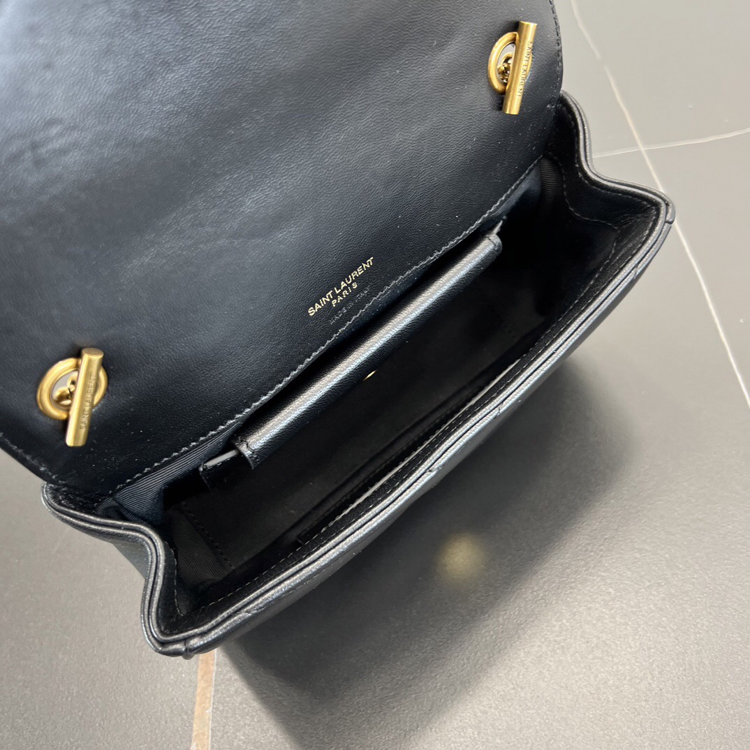 YSL Loulou Shoulder Bags Size 20*12*5cm