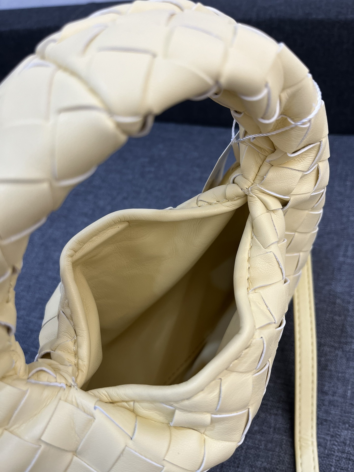 Bottega Veneta HO Women Shoulder Bags 28*17cm