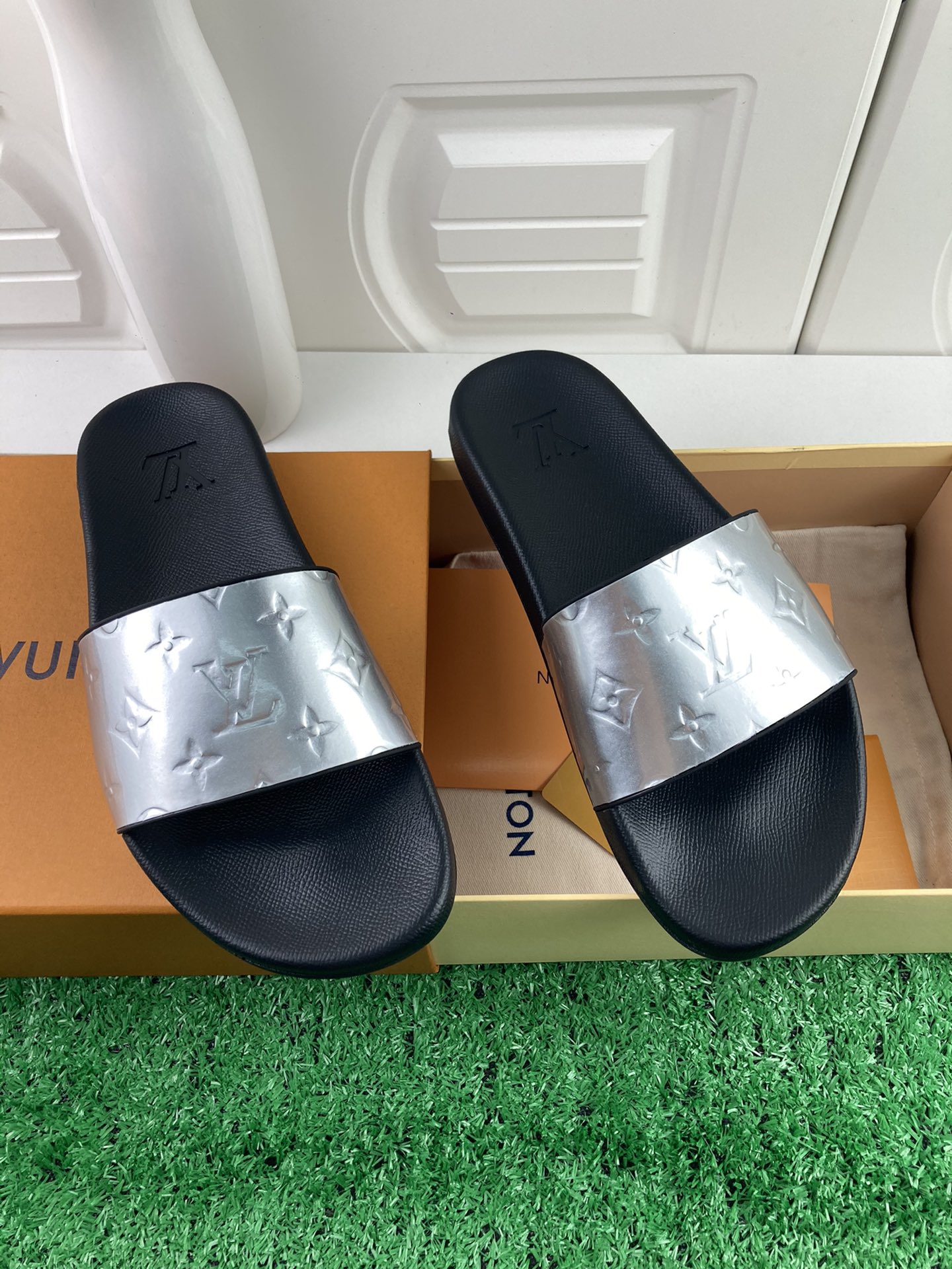 Louis Vuitton 2024ss Candy Series Slippers Size 36-45