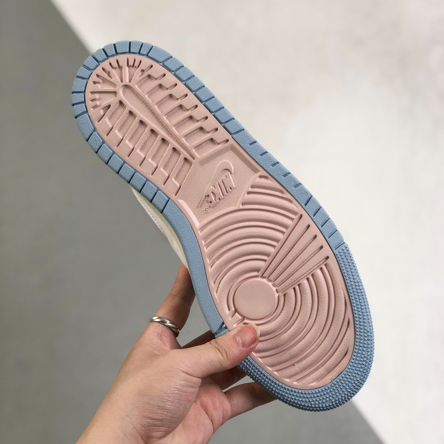 Nike Air Jordan 1 High Top Sneakers Shoes Gr. 36-46