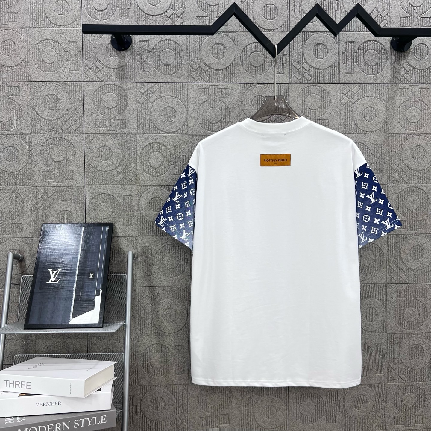 Louis Vuitton T Shirt  Embroider Logo Size XS-L