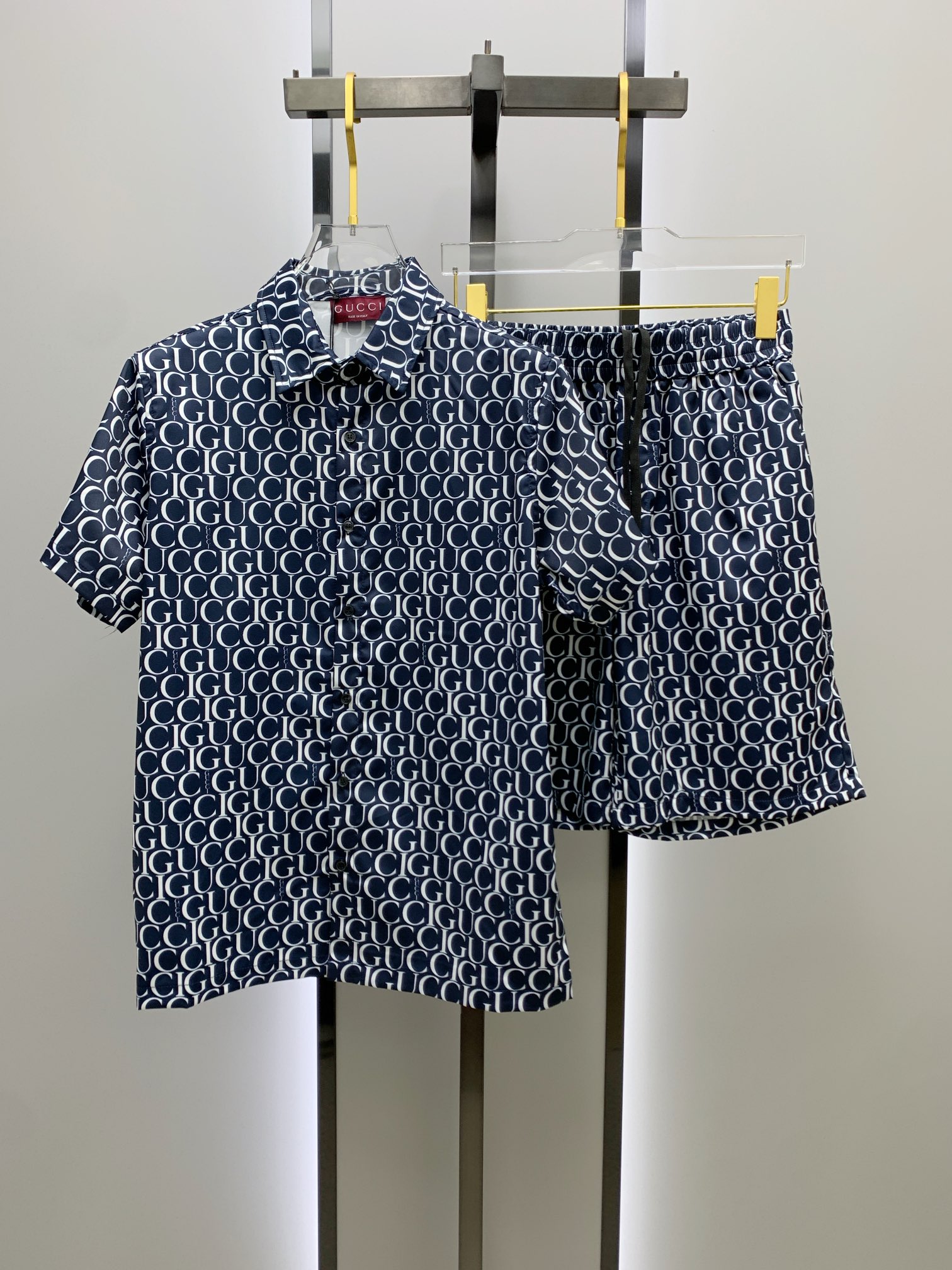 Gucci Sommeranzug Size M-XXL