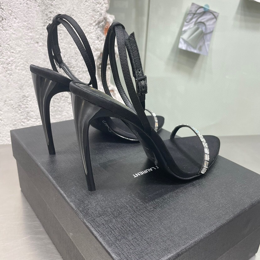 YSL Gloria Pumps Size 35-40